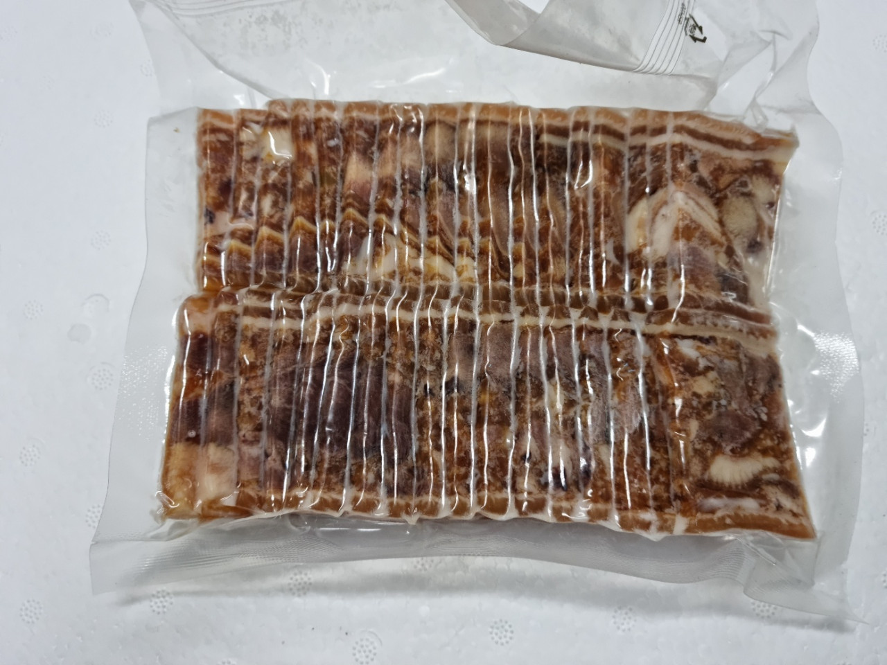 돼지 편육 500g 머리 고기 머릿고기 돈 껍데기 업소용 한방 냉장 옛날 국내산 : 빈앤쿡스
