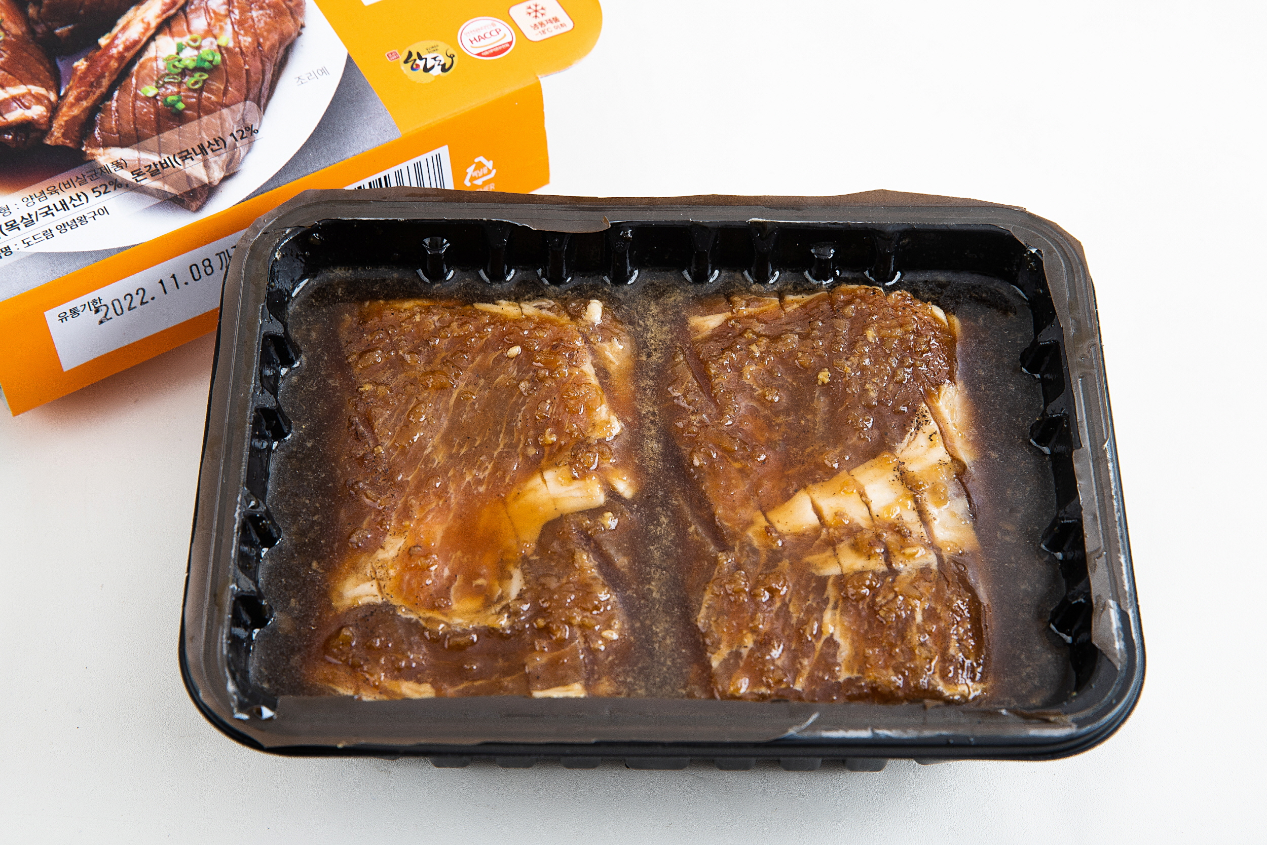 도드람 한돈 양념왕구이 돼지갈비구이 숯불 양념목살 630g : 문쓰키친
