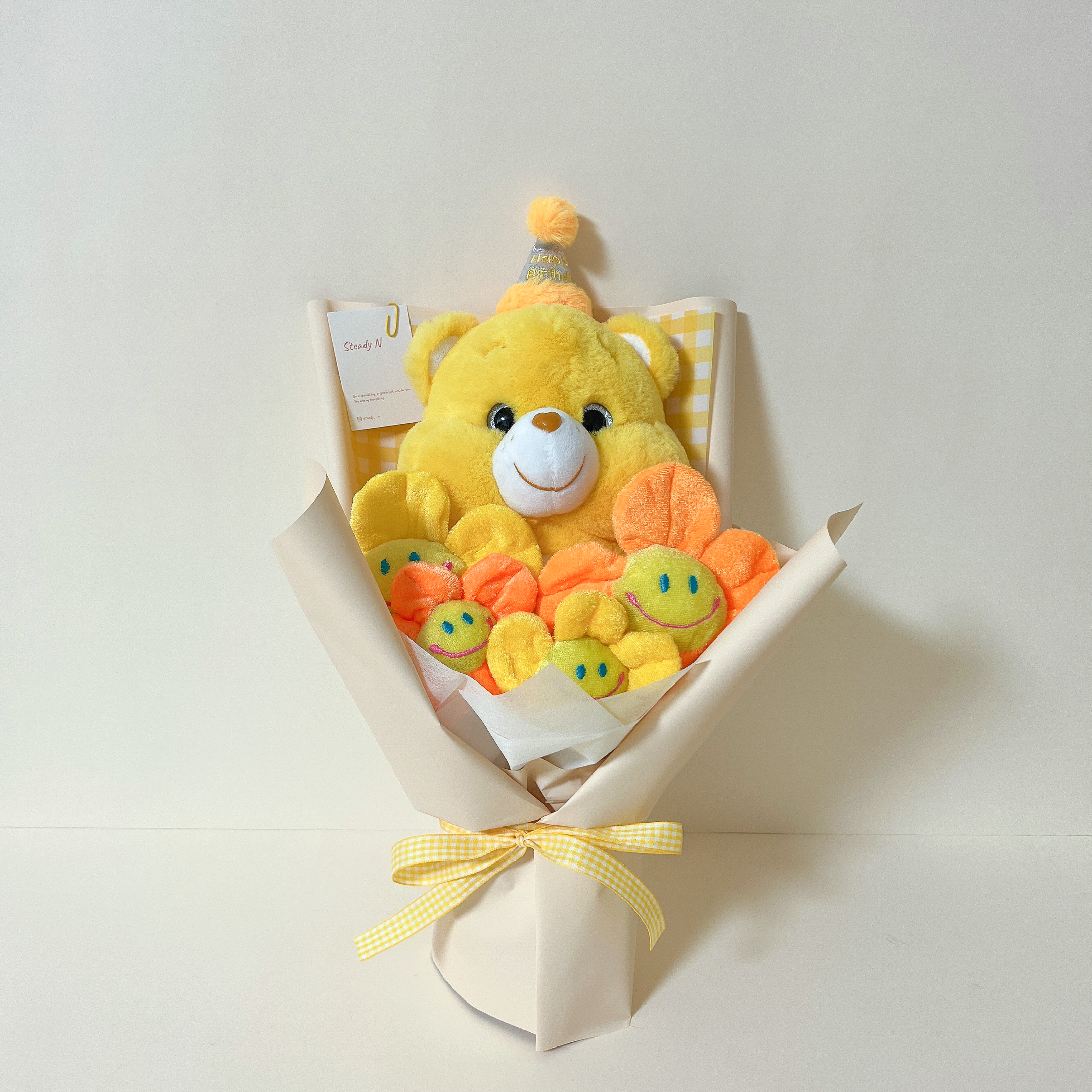 노랑 케어베어 인형 입학식 졸업식 꽃다발 비누꽃 스마일꽃 생일 유치원 어린이집 여자친구 : 스테디엔