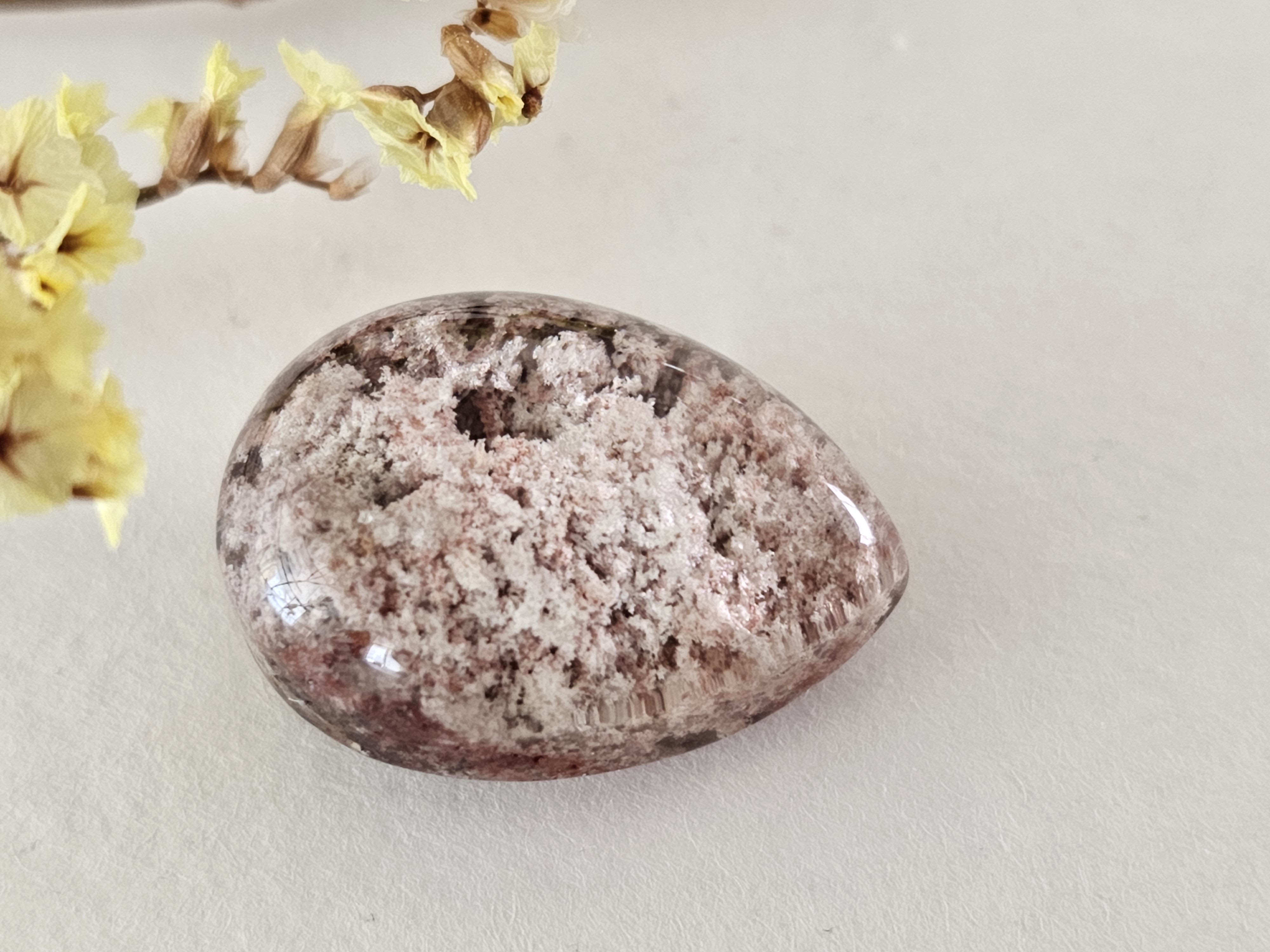 자연 품은 가든쿼츠 정원수정 캐보션 38.5ct : 무돌