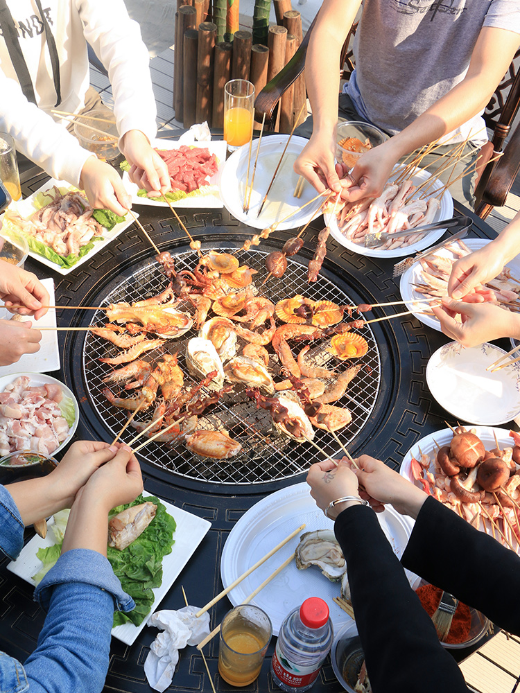 야외바베큐장 테라스 정원 바베큐 테이블과 의자 빌라 유럽식 마당 야외 단철 조합 방수 주조 알루미늄 : 배배맛켓