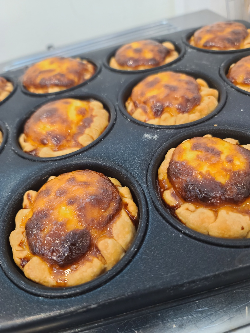프리미엄 수제 홍콩식 에그타르트 빅사이즈 130g 바닐라빈커스터드 디저트 맛집 구움과자 : 쉬베이크180도씨