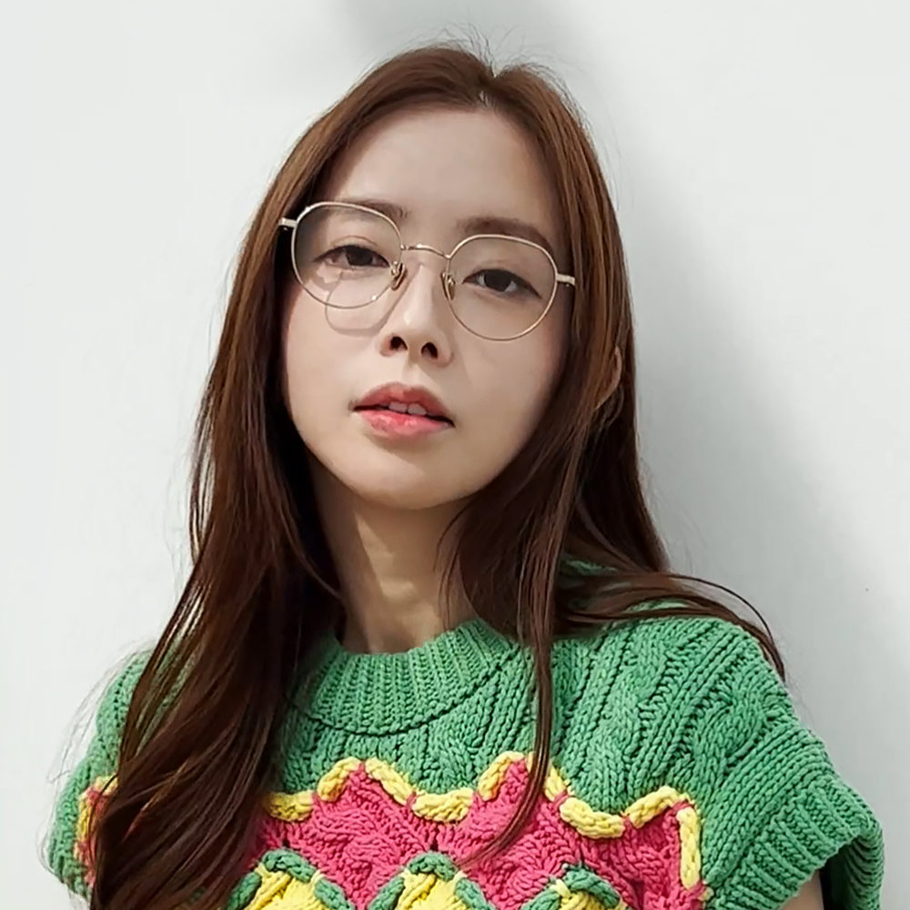 젠틀몬스터 안경 요나 YONA 골드 실버 블랙 티타늄 초경량 가벼운 블루라이트차단 안경테 : GLASSCODE3927