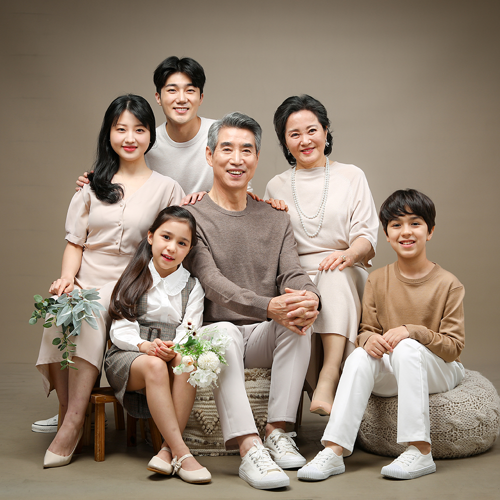 광명 가족사진 잘 찍는 곳 스튜디오 컨셉촬영 : 추억사진관 광명점