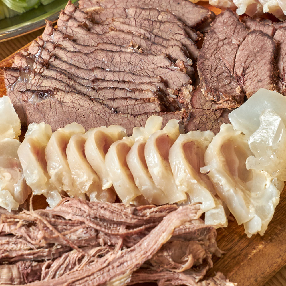여주 우정옥 아롱사태 소고기수육 도가니 스지수육 1.7kg(4-5인분) 선물세트 : 고수의집밥