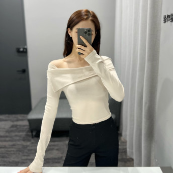 [올해의 BEST] 여성 청순 오프숄더 슬림핏 우아스퀘어크롭티 : 란다클로젯