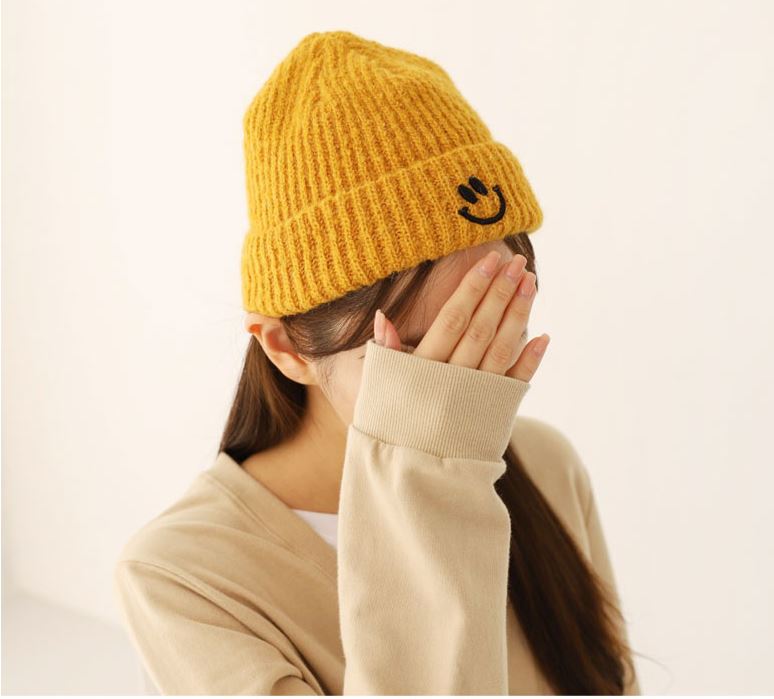 헤이컴퍼니 스마일비니 따뜻하고 이쁜 기본 색감이쁜 패피 OOTD 방한모자 : 헤이리라