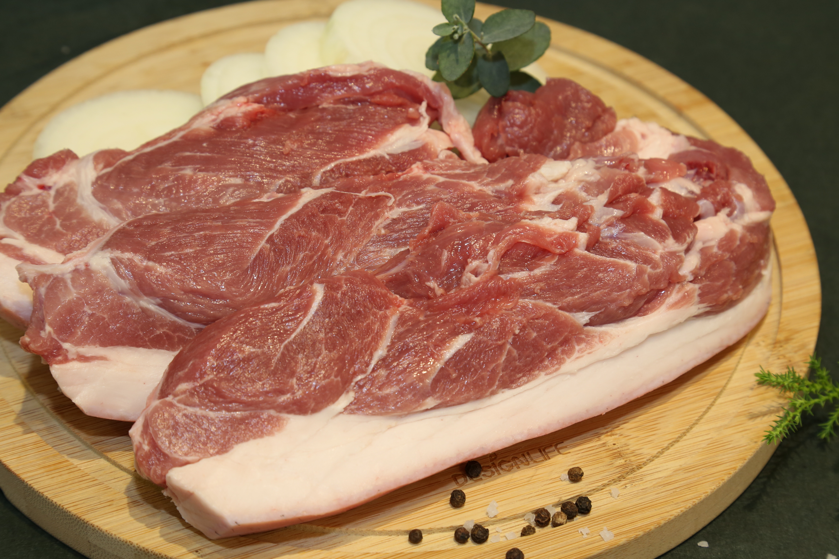 [흑돈] 까매요 앞다리살500g 갈비살500g 사태살500g : 우리파머스