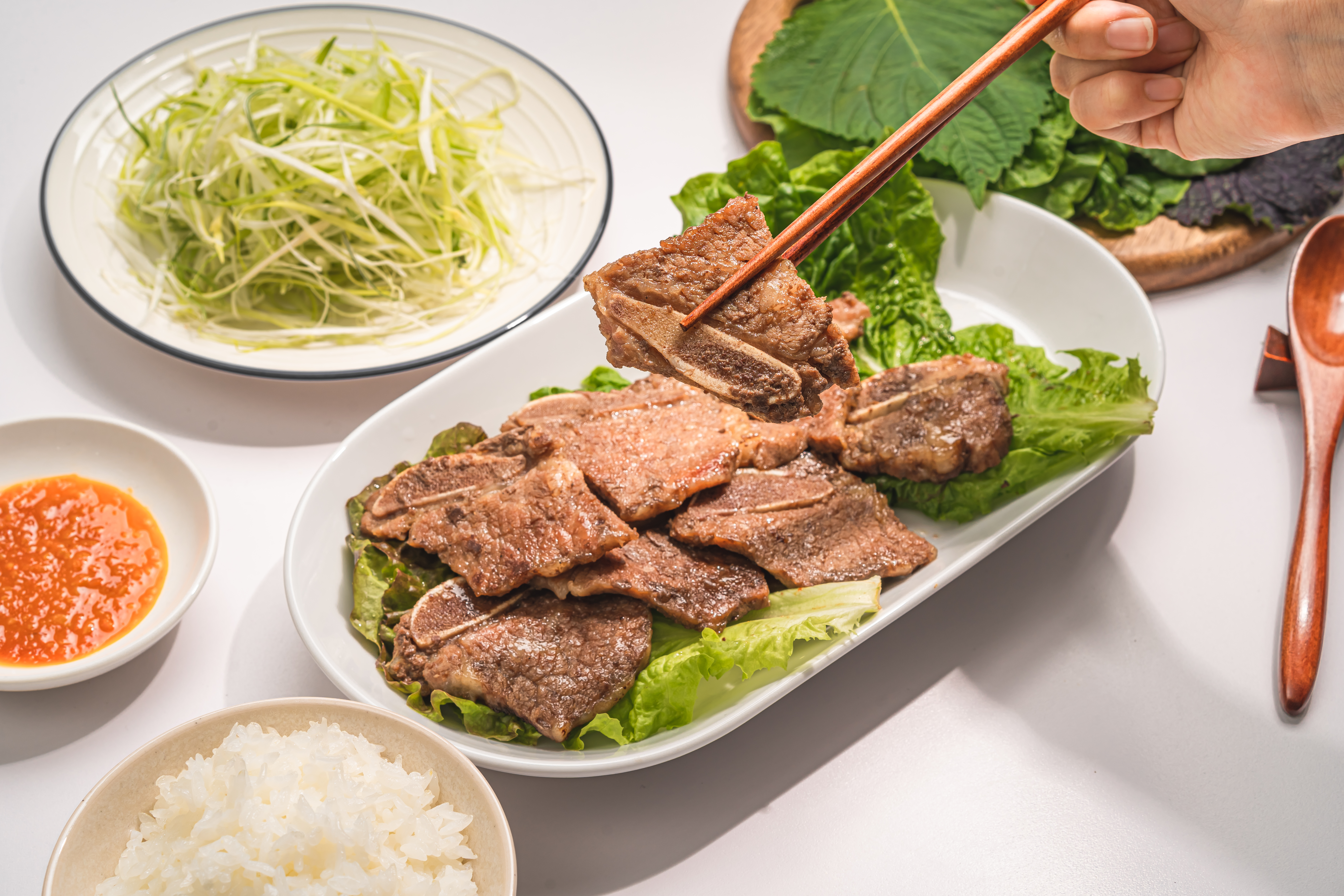양념육맛집 양념LA갈비 엘에이갈비 수제 1kg 라갈비 우대갈비 수입산 소고기 소구이 : 새마을축산