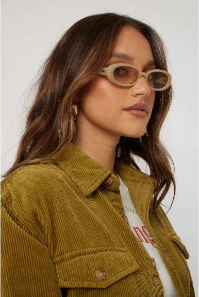 르스펙스 우타러브 이효리선글라스 LESPECS OUTTALOVE 라떼 오벌형선글 린다지 : 안목아이웨어