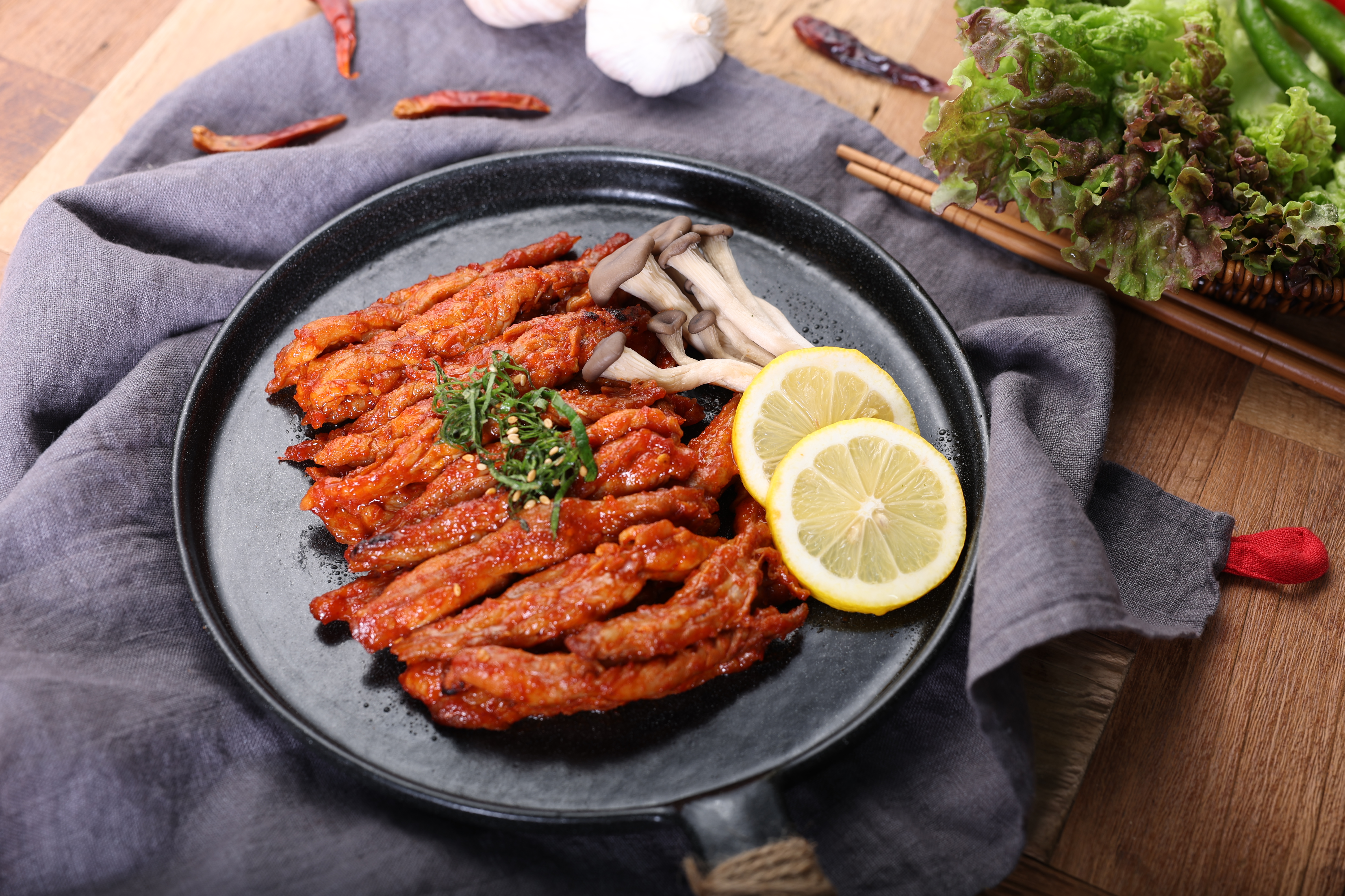 올담 직화구이 불맛 무뼈닭발 닭목살 오돌갈비 : 올담길