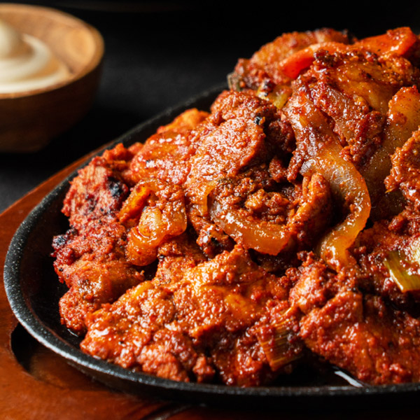 국산 냉장육 제육볶음 태양 매콤 빨간제육 250g 캠핑요리 술안주 혼술 매콤 매운맛 야식 : 슈루룹