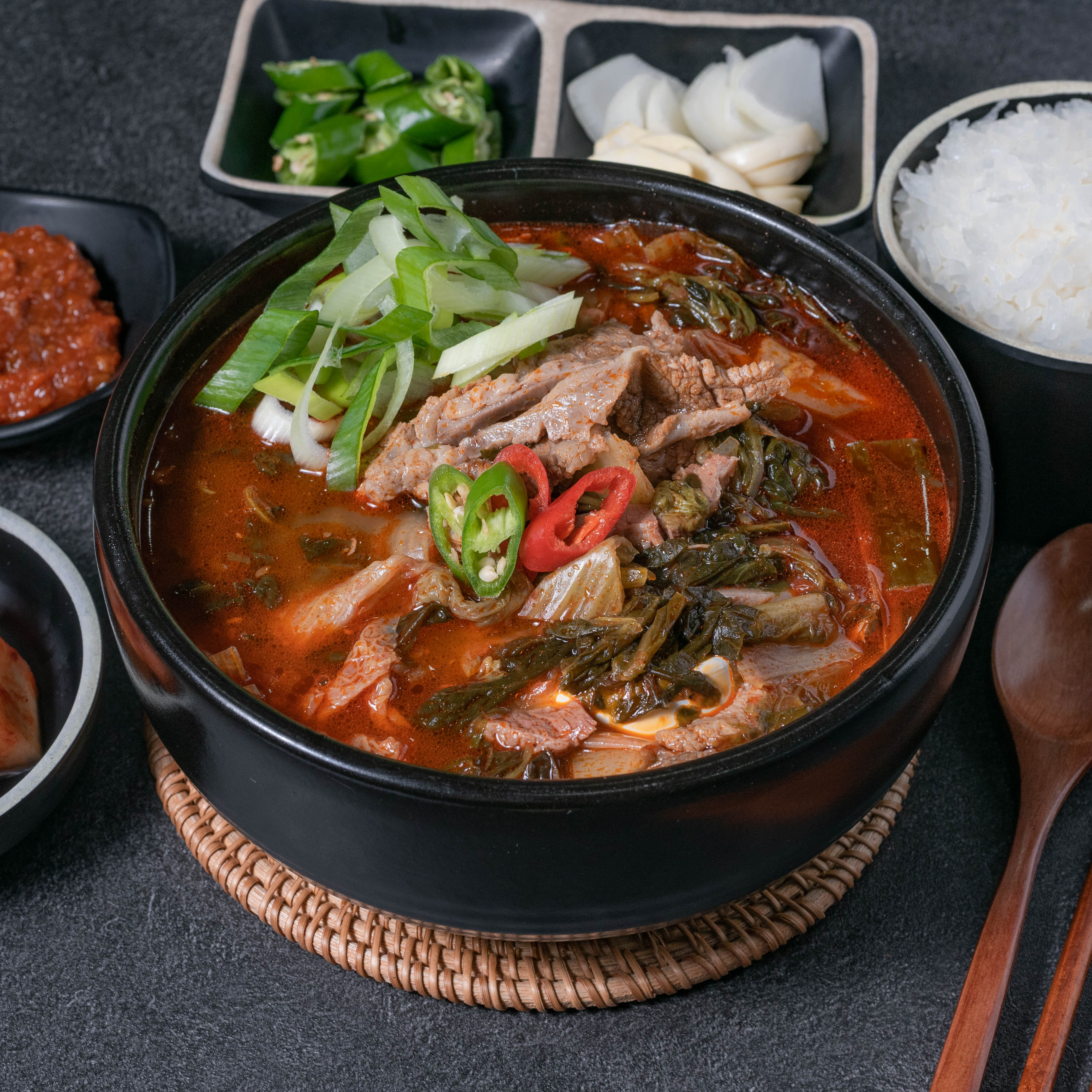 국밥맛집 얼큰한우국밥 600g 장터 소고기국밥 : 위플푸드