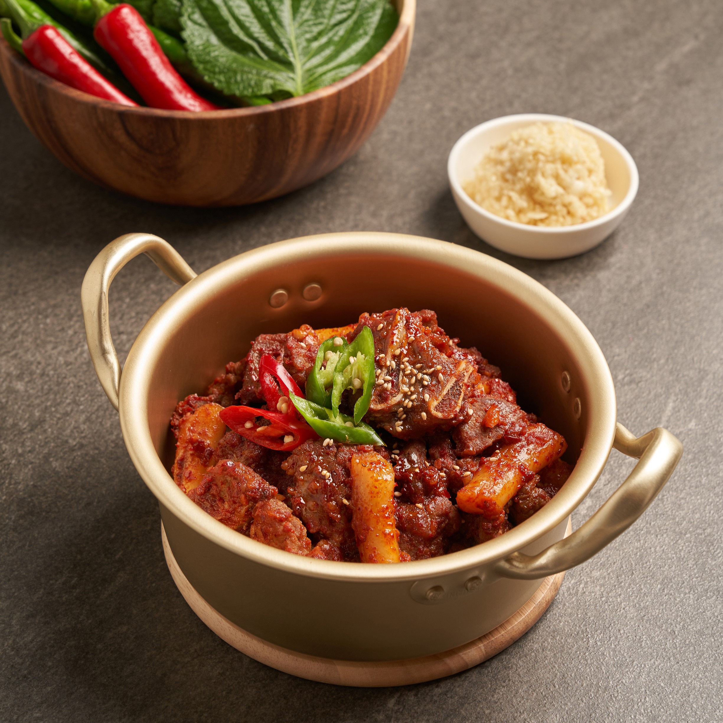 대구 동인동 찜갈비 간장 매운 돼지 갈비찜 밀키트 2인분 500g : 매코마니