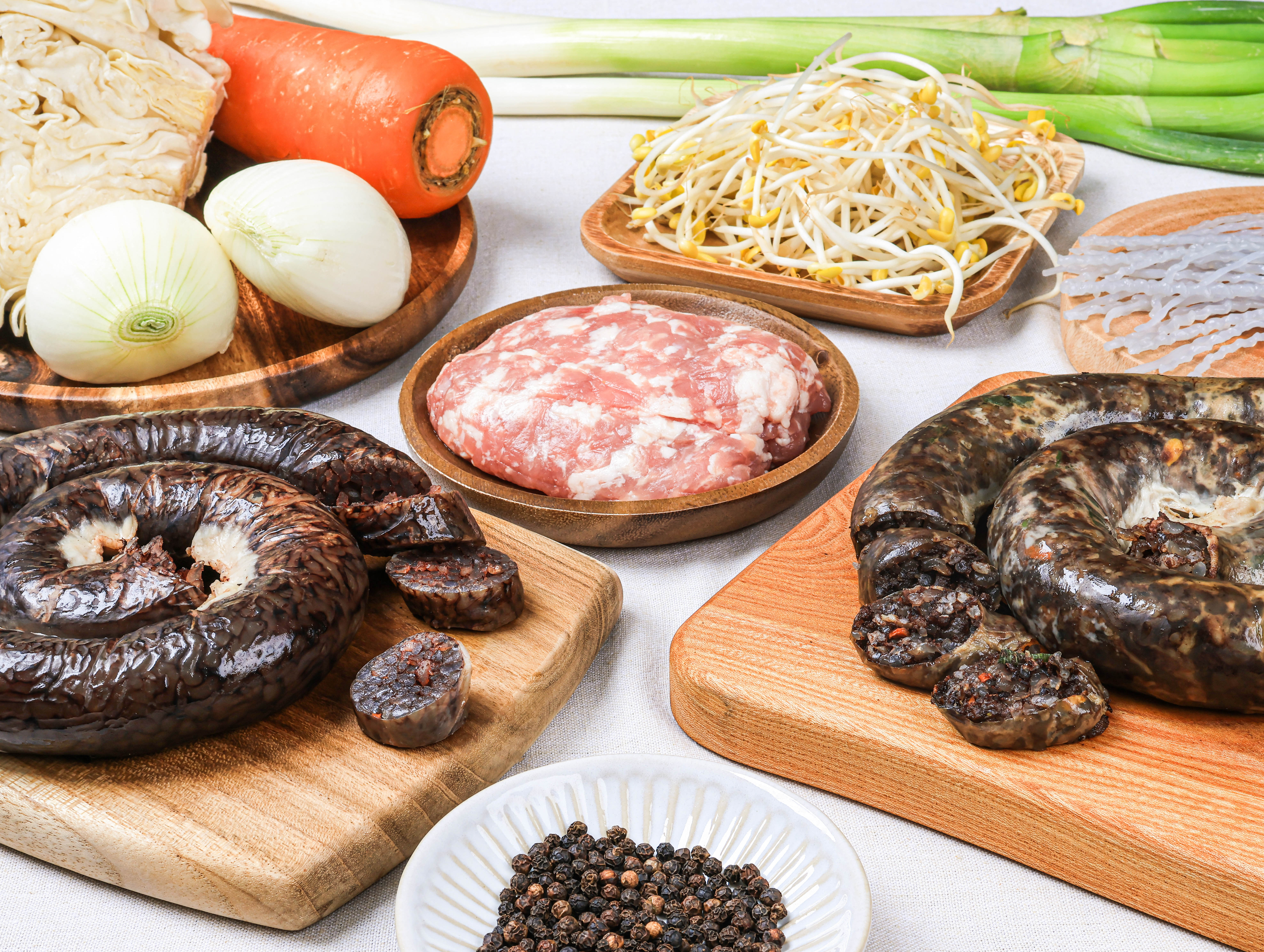 [명가푸드] 속이 꽉 찬 맛있는 국내산 순대 500g : 주식회사 명가푸드에프앤씨