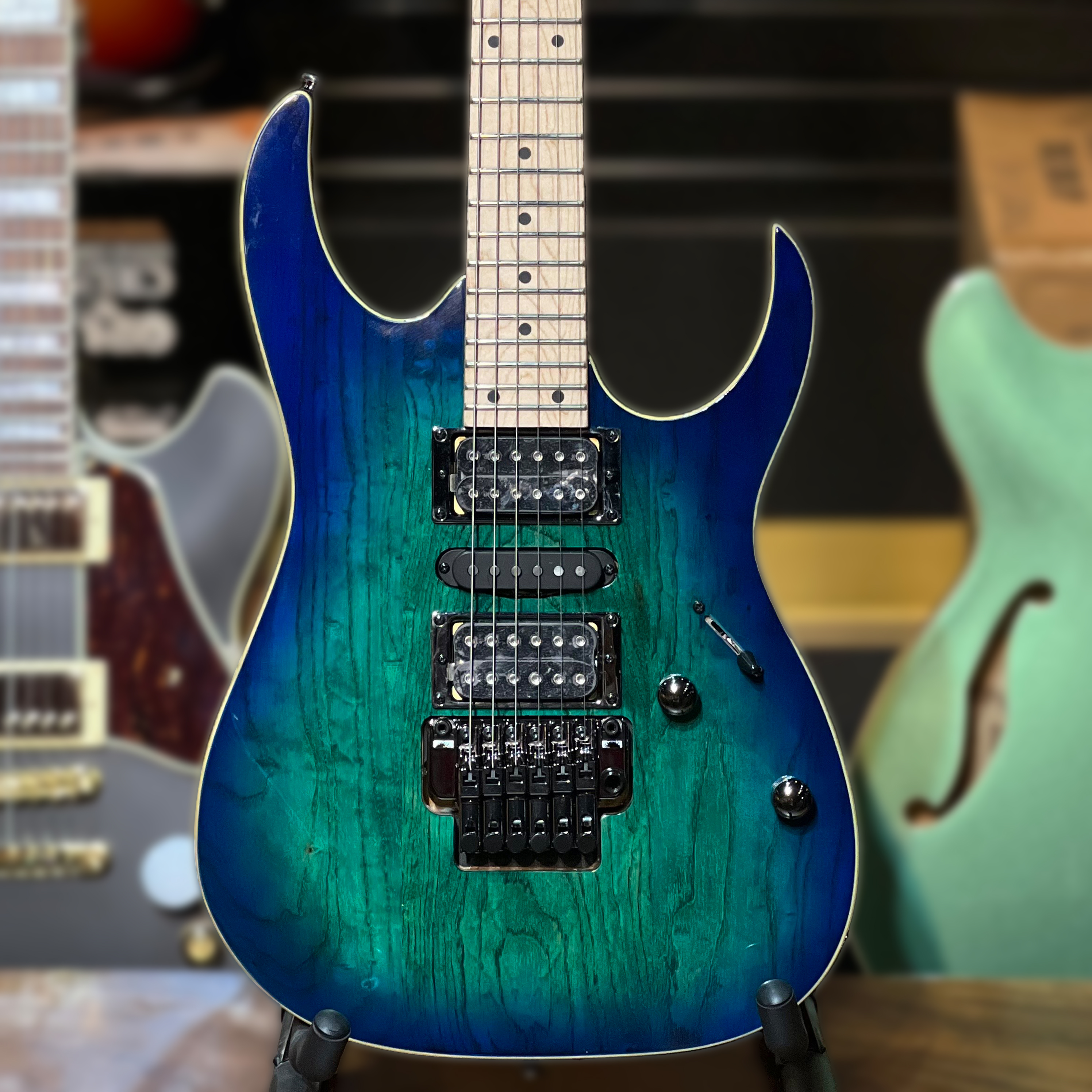 아이바네즈 IBANEZ RG370AHMZ BMT 슈퍼스트랫 일렉기타 험퍼커픽업 플로이드 : 악기정류장 종합악기 쇼핑몰