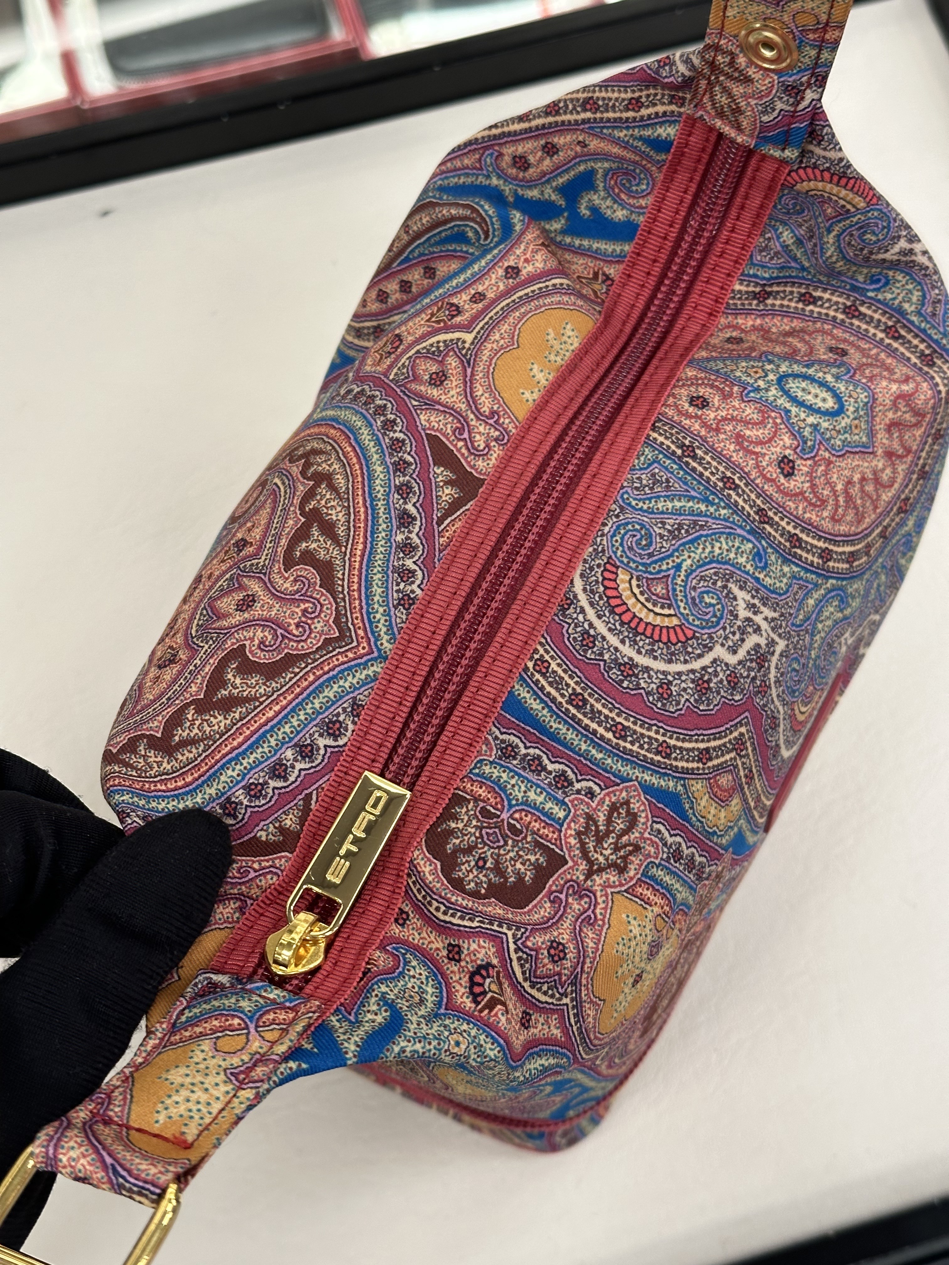 [L SQUARE] ETRO 에트로 프로푸미 파우치백 01479_0024 0088 (379269) : 뉴코아 부천점 L스퀘어