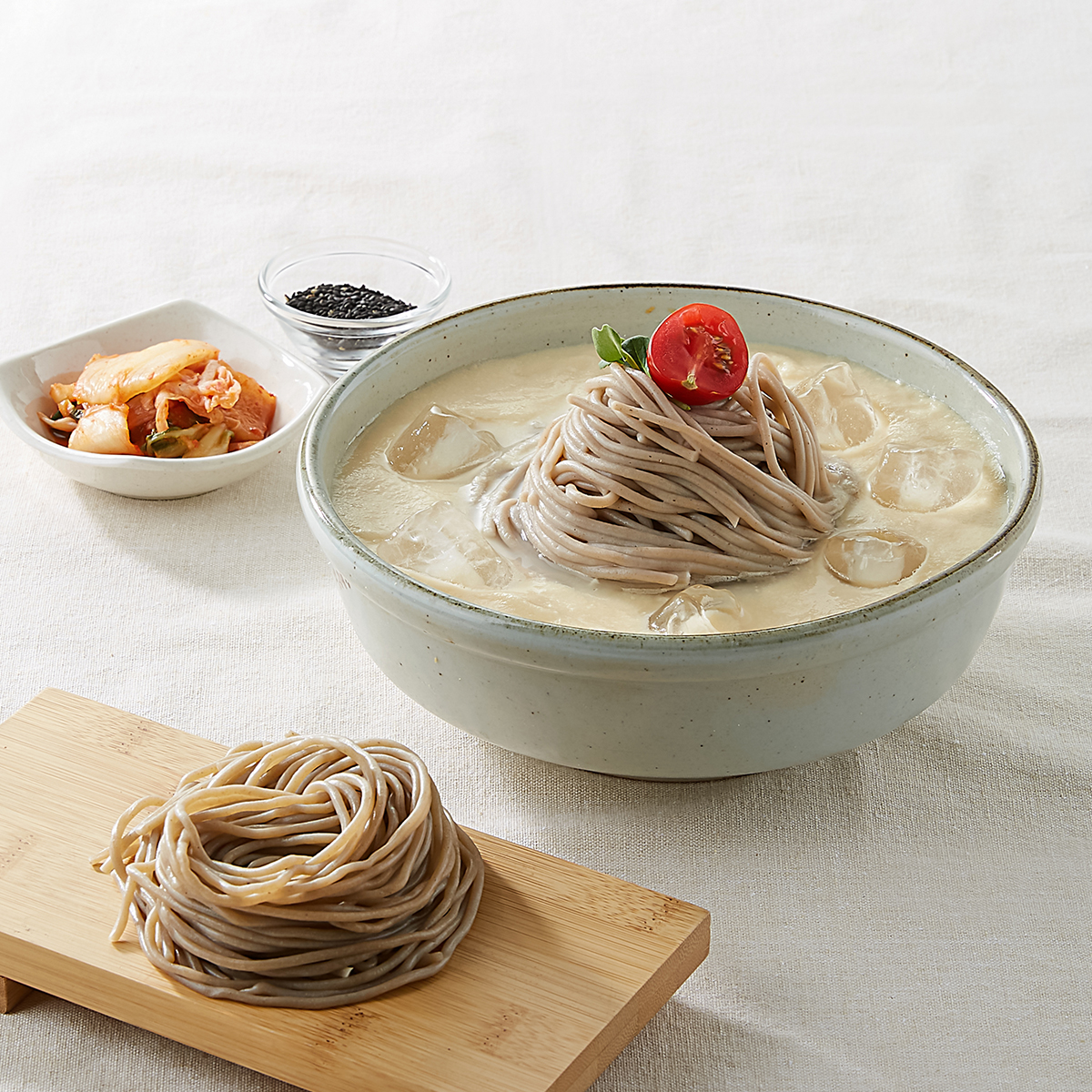 [오동리 메밀콩국수]글루텐프리 파주장단콩만으로 만든 쫄깃한 국내산 100%메밀(660g) : 칼국수한마당 오동리팥죽