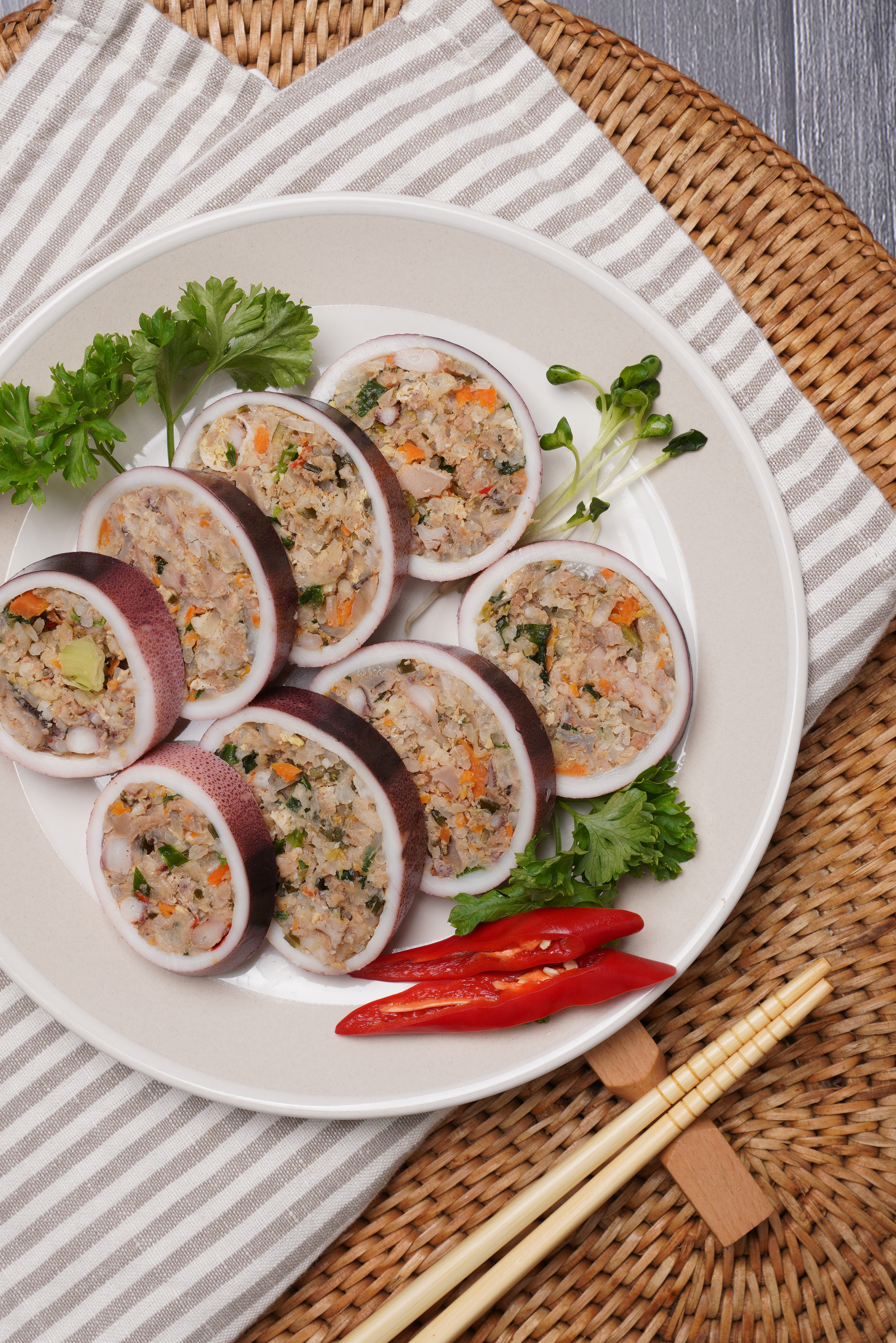 속초 오징어순대  중앙시장 강원도 오징어순대 슬라이스 순대 아바이마을 : 속초 수산