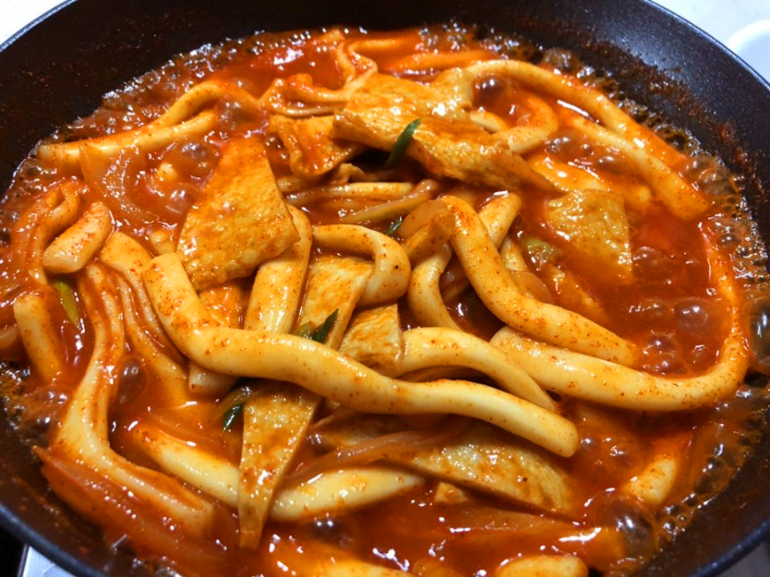 누들떡볶이 밀떡 1kg 냉장 떡볶이떡 : 마녀푸드