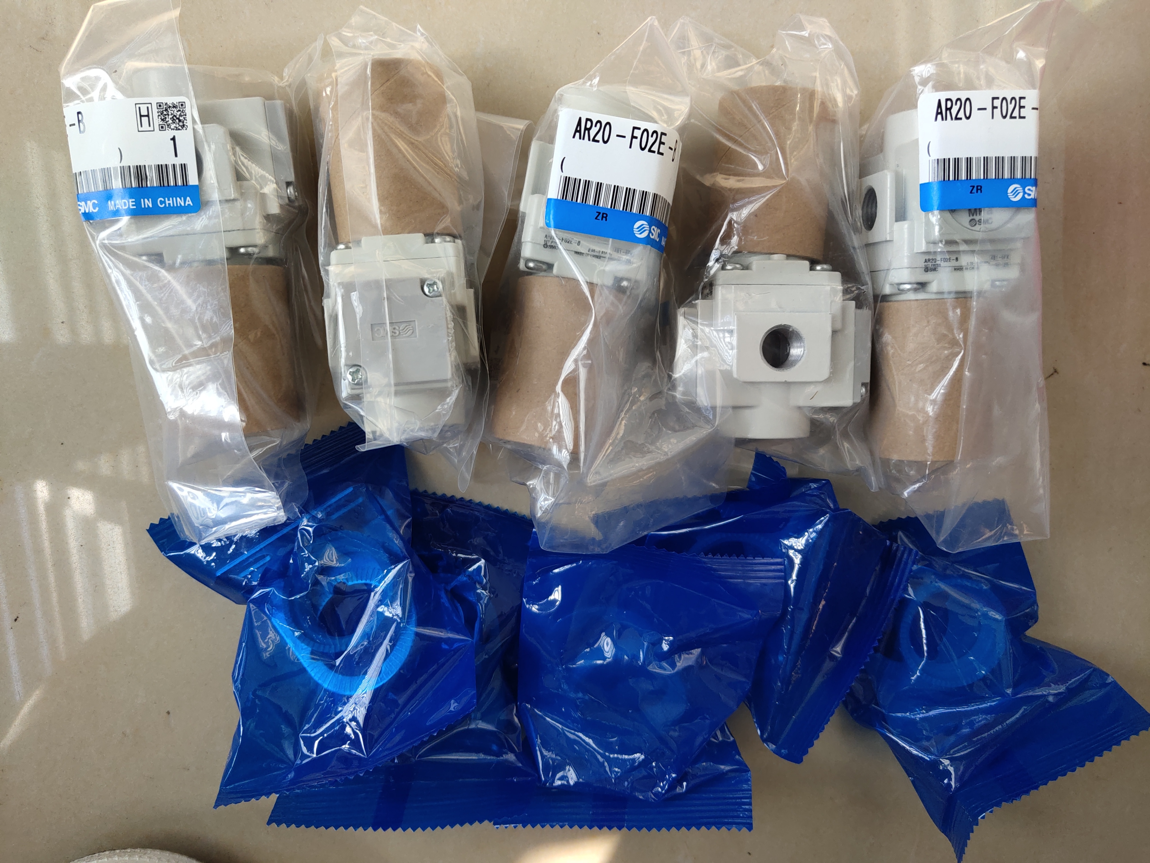 SMC 필터 레귤레이터 AR/AW20-02BG-A AR/AW30-03-A AR20-F02-A AR20-F01-A AR AW : 대한민국종합상사