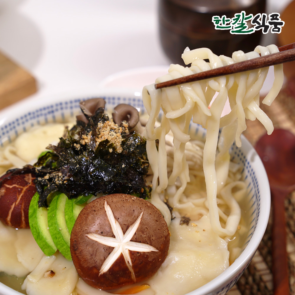 한칼식품 찐 멸치 칼제비 밀키트 대구 서문시장 칼국수 수제비 (2인분) : 한칼식품