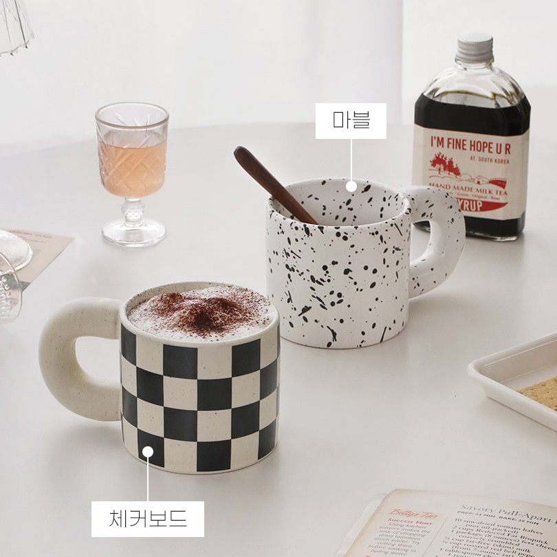 뚱뚱이 핸들 머그잔 5P 마블 점박이 손잡이 도자기 커피 체커보드 머그잔 300ml : 나무늘봄