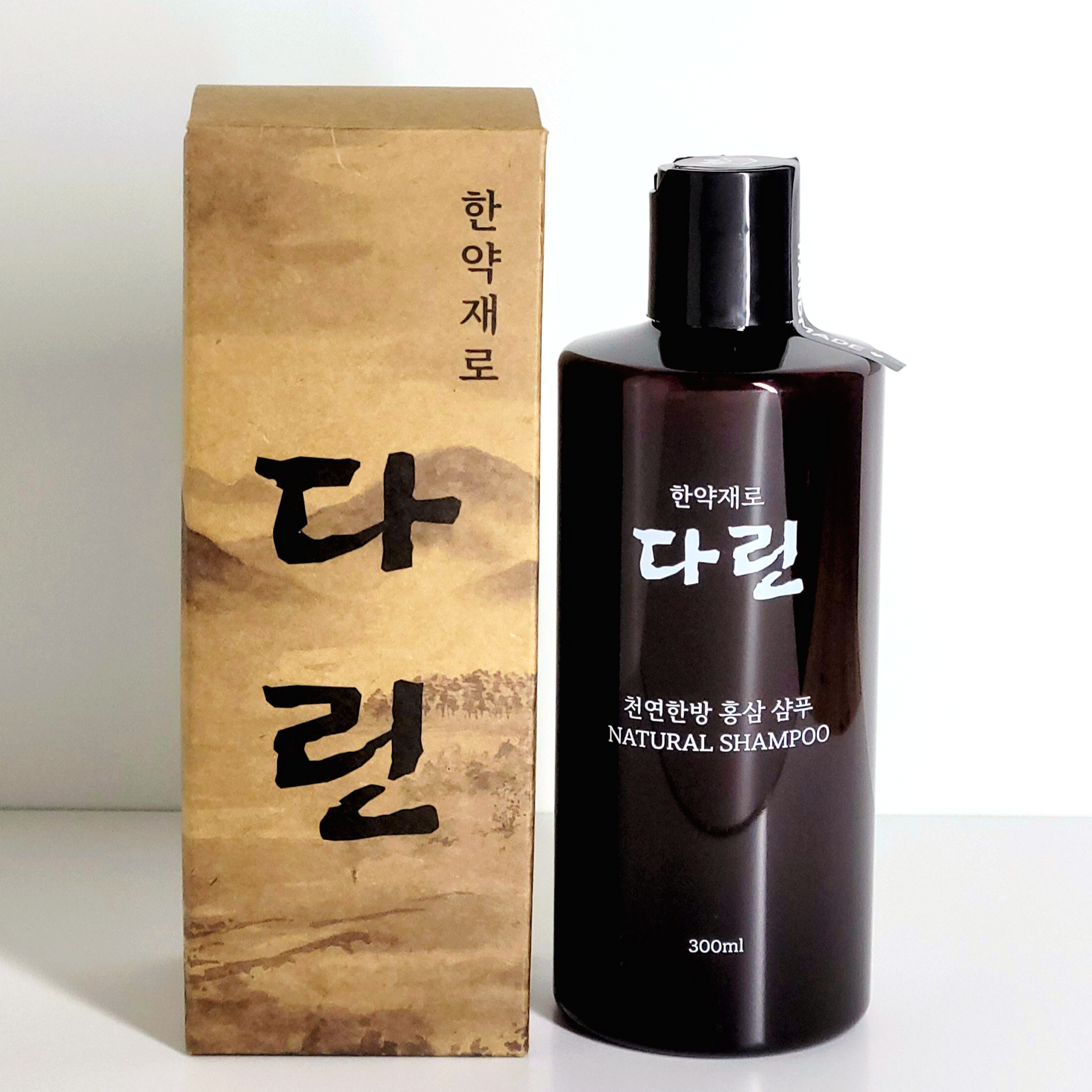 한약재로다린 두피뾰루지 다시마 검은콩 하수오 흑곡 샴푸 300ml : 나린 스토어