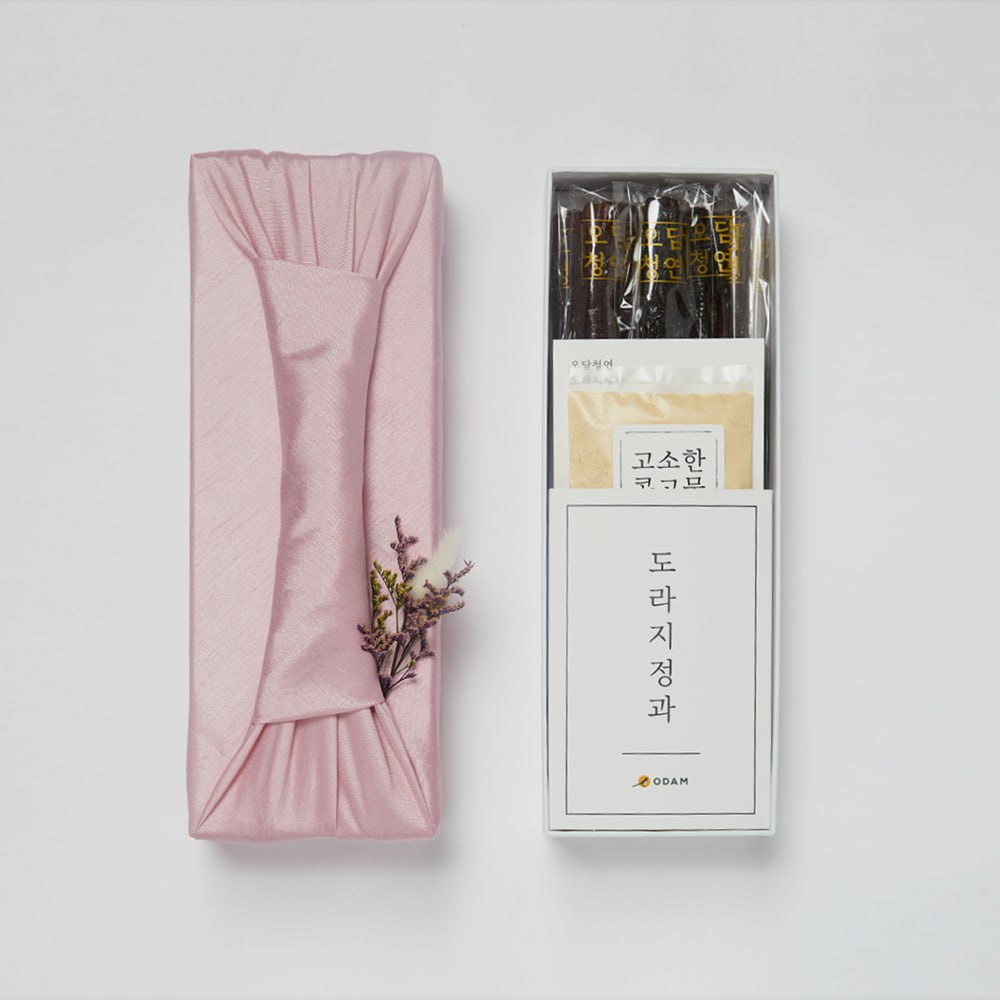 오담청연 도라지정과 한과 선물세트 300g 베이비핑크 상견례 답례품 부모님선물 : 오담청연