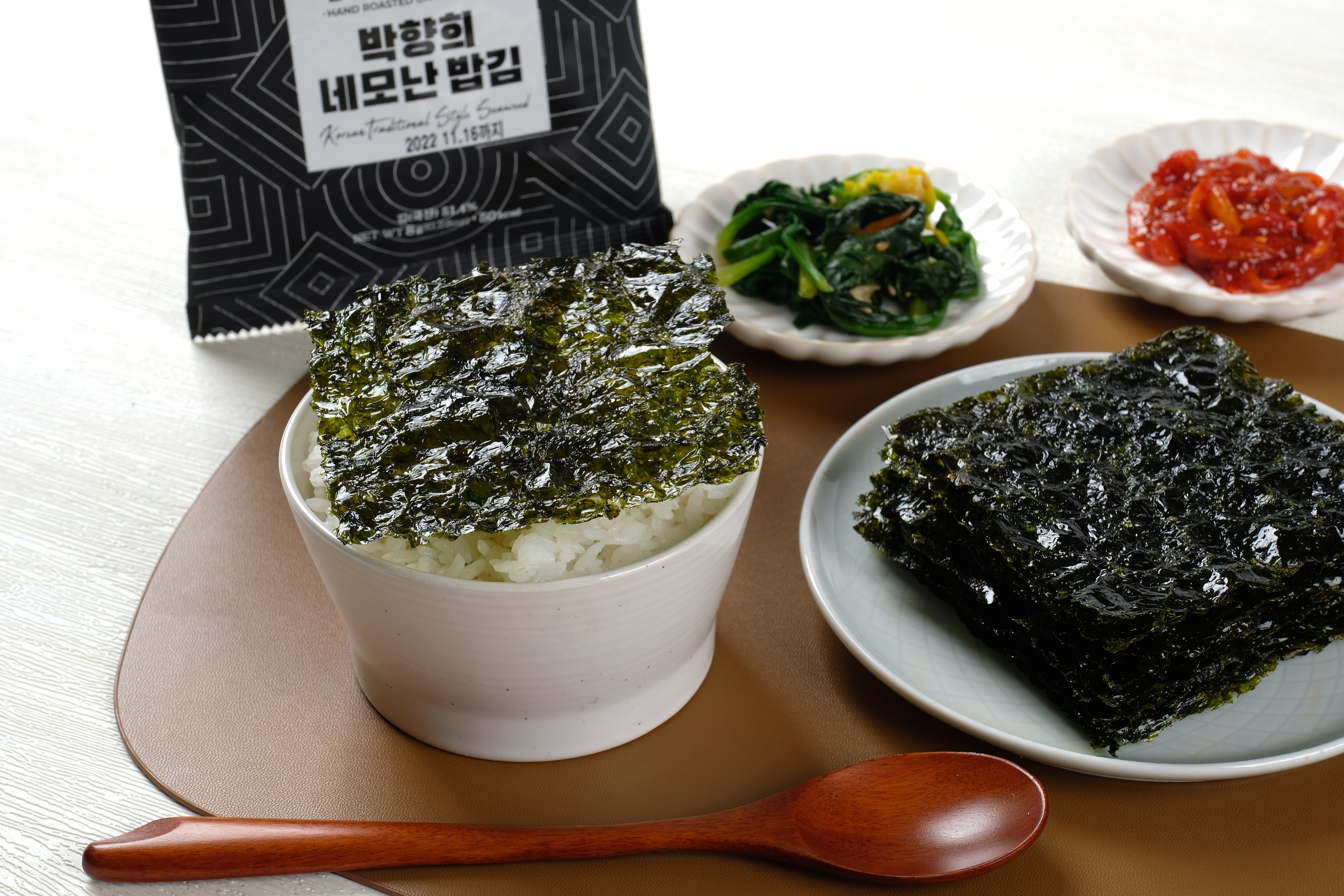박향희 맛있는 수제 맥반석 손구이 들기름 조미 김 네모난밥김 8g 33봉 1박스 : 알맹이마켓