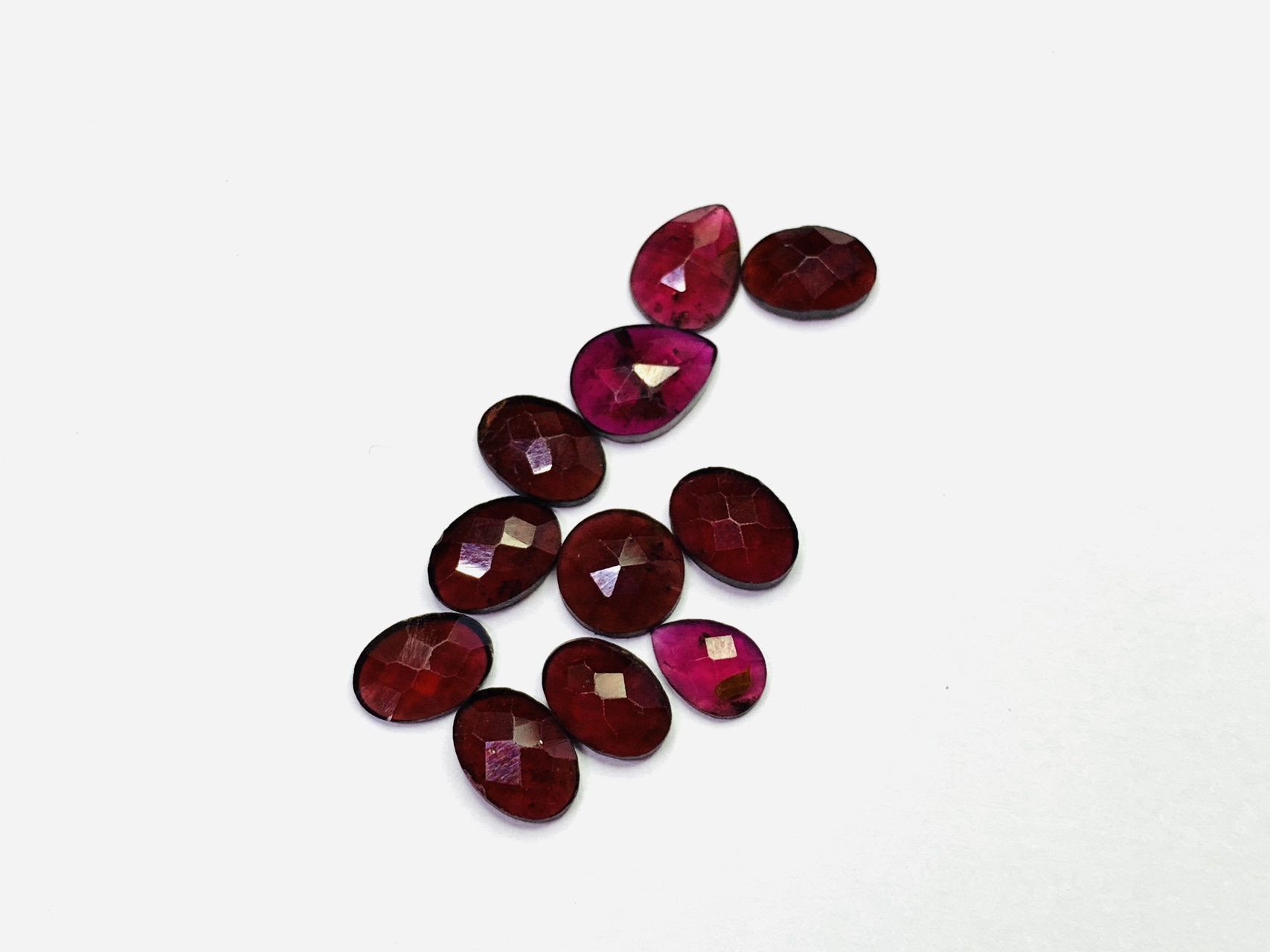 No.742 천연 (가넷 Garnet) 커팅 10.9캐럿 / 천연광물 / 별운석 : 별운석 보물섬