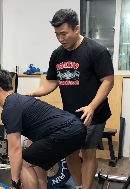 라이노스트렝스 스쿼트 면 반팔 : 라이노스트렝스