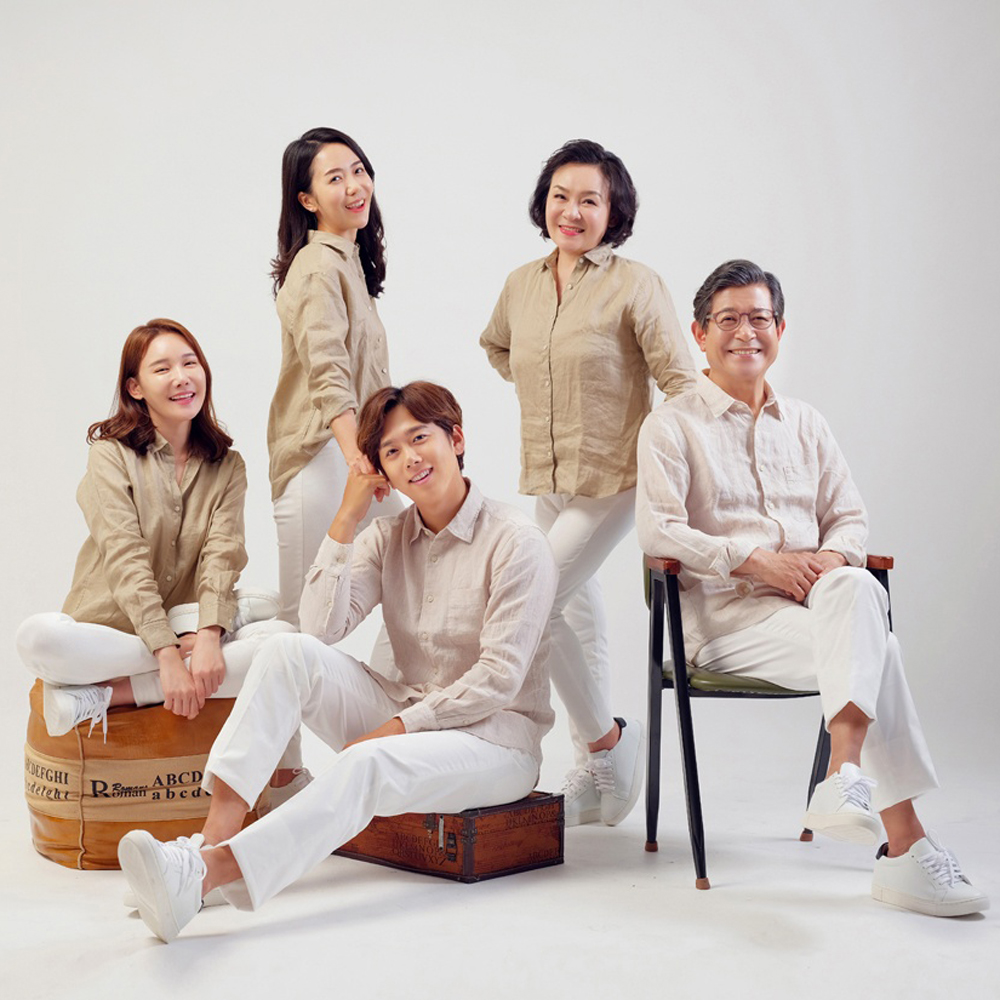 일산 가족사진 파주 고양시 스튜디오 리마인드웨딩 이벤트 촬영 : 코코 패밀리 스튜디오