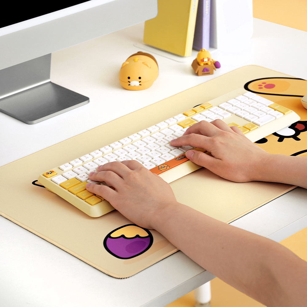 카카오프렌즈 KFP-100 춘식이 장패드 마우스패드 데스크테리어 와이드 사이즈 : 퓨전에프앤씨