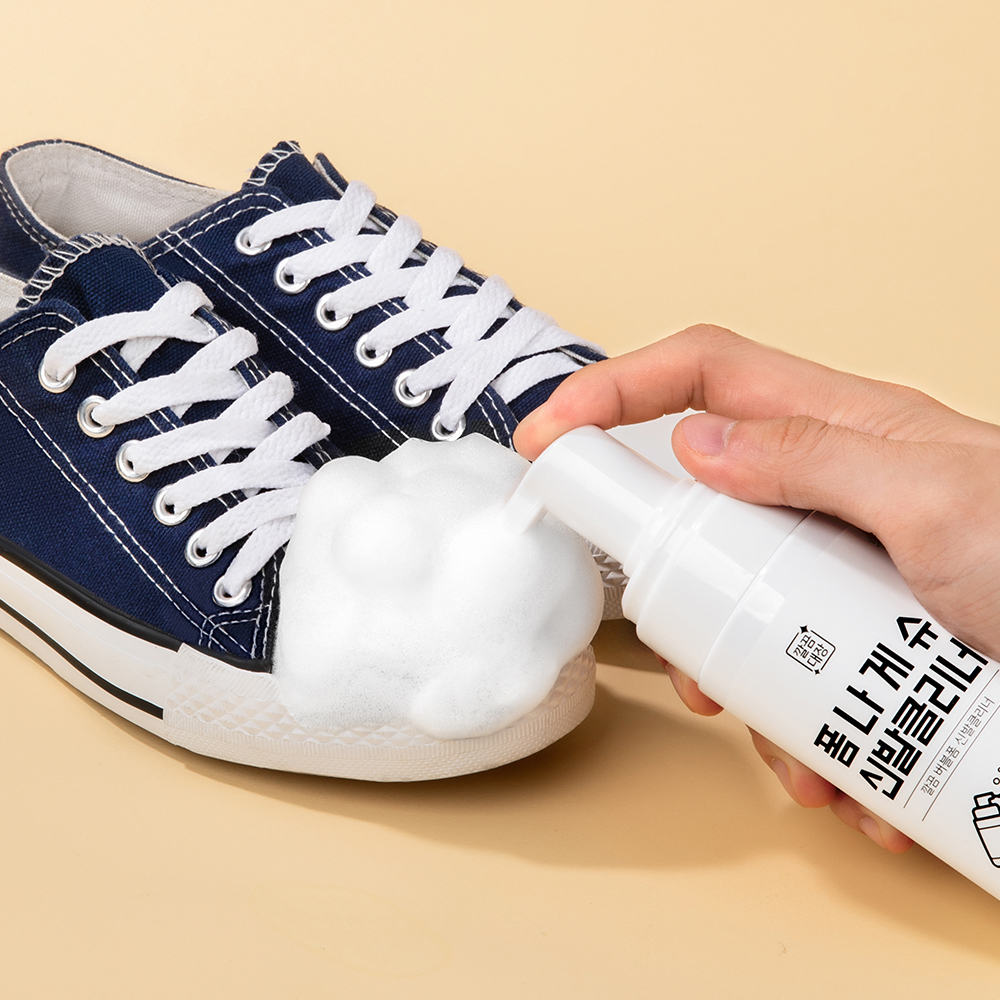 깔끔대장 폼나게슈 신발클리너 150ml 1세트 운동화 신발 빨래 슈케어 슈즈클리너 : 홀릭팩토리