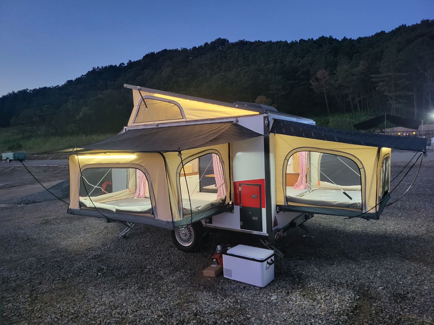 [오이캠핑] 신화 텐트레일러 카라반 T-VAN 티반  캠핑카 : 부건유통