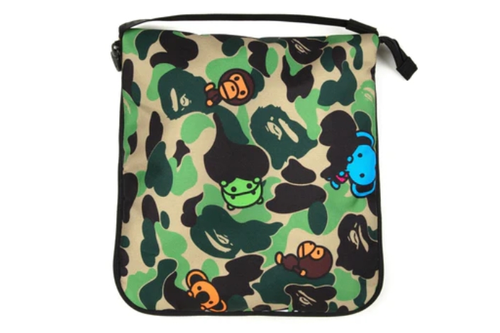 [베이프정품] 베이프 에이비씨 마일로 올 프렌즈 카모 폴더블 트래블 백 ABC MILO ALL FRIENDS CAMO FOLDABLE TRAVEL BAG... 