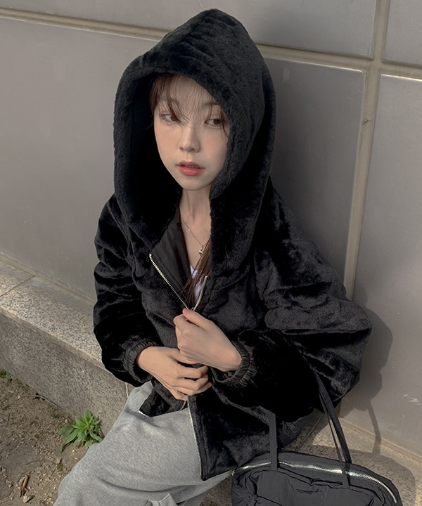 밍키 퍼 양면 후드 집업 (2color) : MAMU
