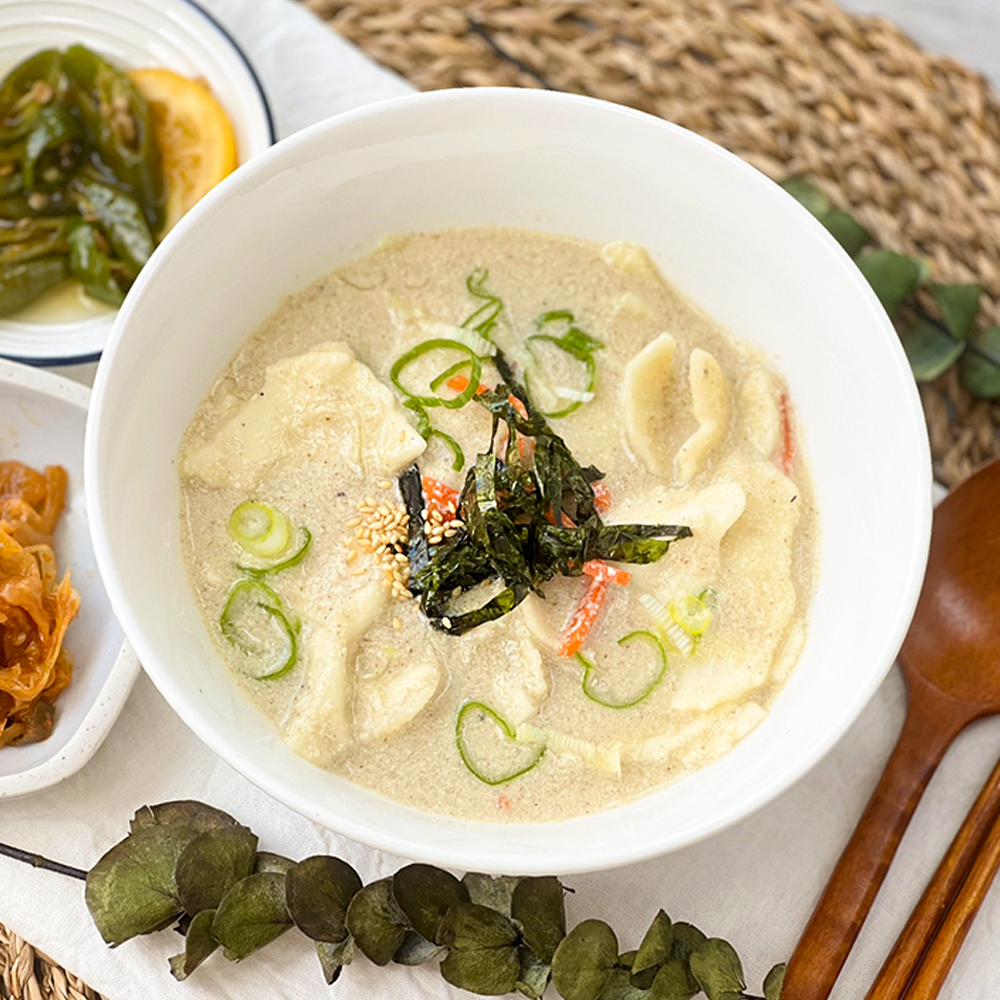 고소함 가득 들깨 칼국수 수제비 육수 : 이레맛담