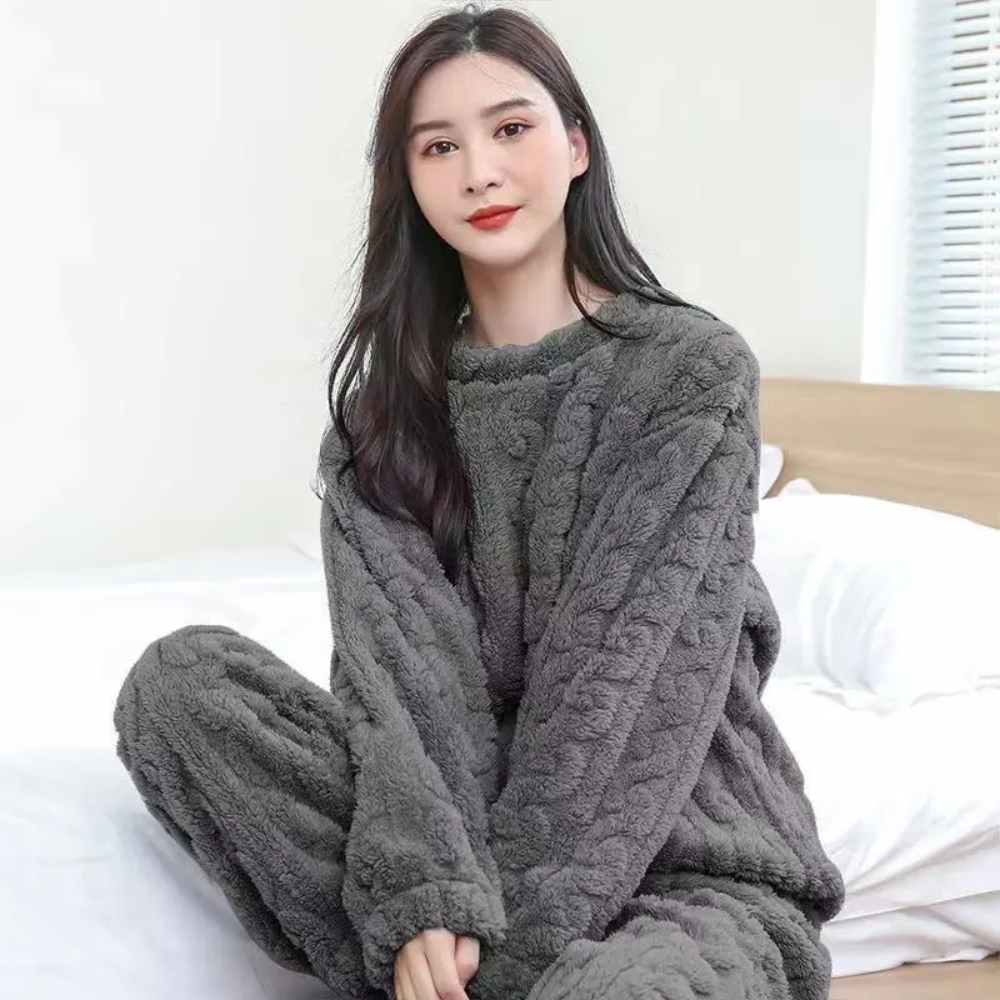 챠콜 그레이 꽈배기 수면잠옷 극세사 잠옷 상하의 세트 5종 따뜻한 겨울 파자마 홈웨어 : ANDMORE