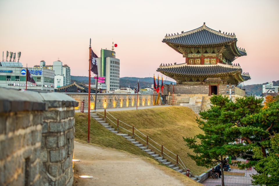 서울에서 출발 수원화성 & 민속촌 당일 투어 : 뜨거운청춘