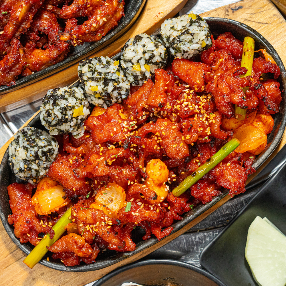 광명 신호탄 직화 통뼈 닭발 300g 외 2종 캠핑음식 밀키트 술안주 : 인생식탁