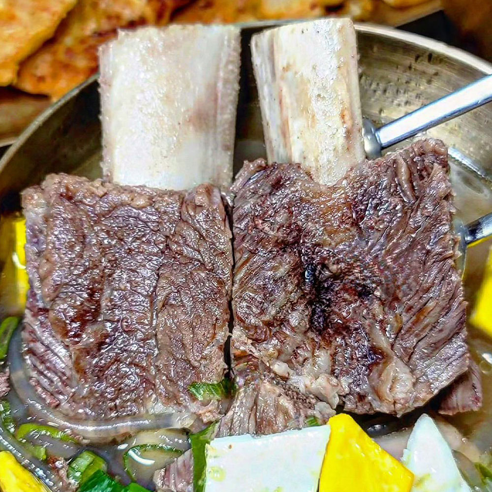 가마솥 한우 소고기국밥 왕갈비탕 2인분  밀키트 1팩+1팩 : 고수의집밥
