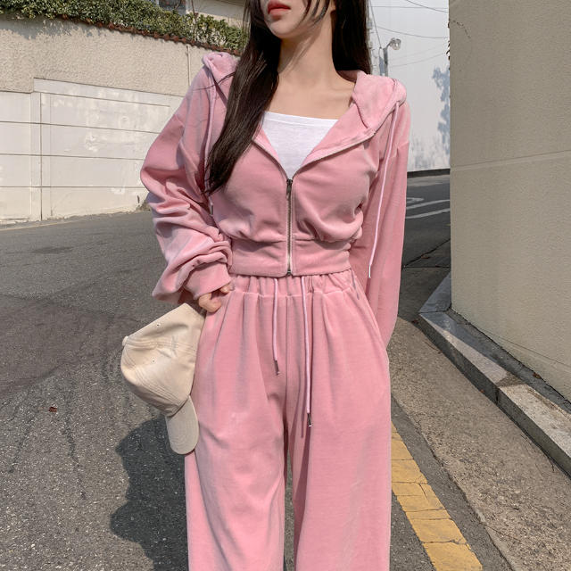 럽잇 벨벳 후드 집업 -4 color : 히니크