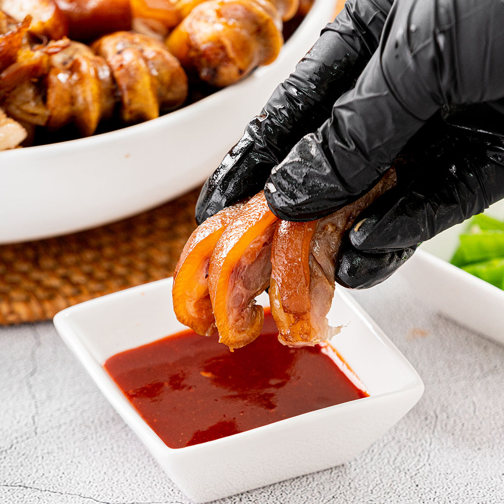 삼대가 한방육수 쫄깃한 미니족발 국내산 900g(통족발)+새우젓증정 : 삼대가족발