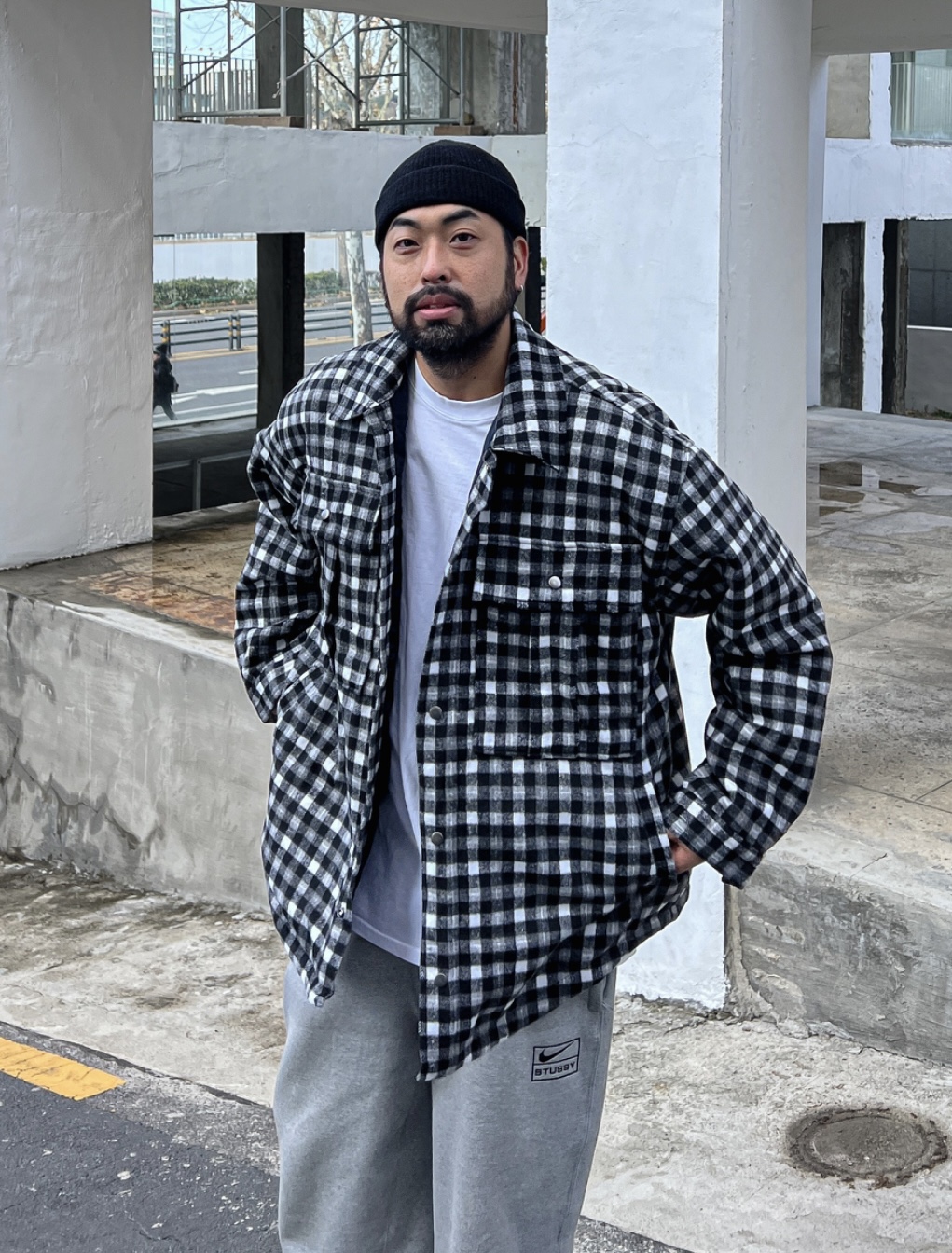오버핏 체크 셔츠 패딩 자켓 : 심선생