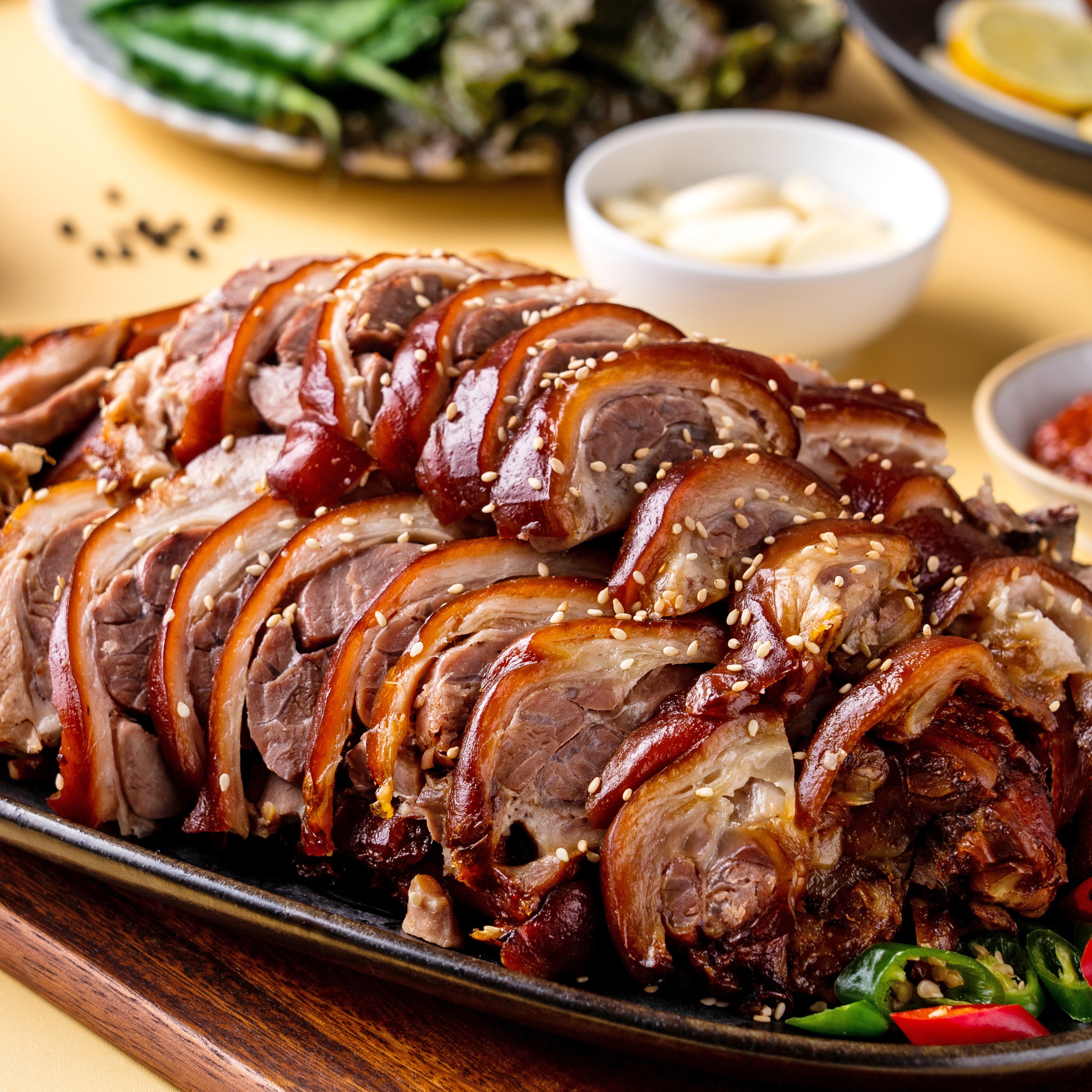 세자매정육점 오늘 삶은 국내산 순살족발 300g 1팩+ 미니족발 300g 1팩 총600g : 세자매정육점