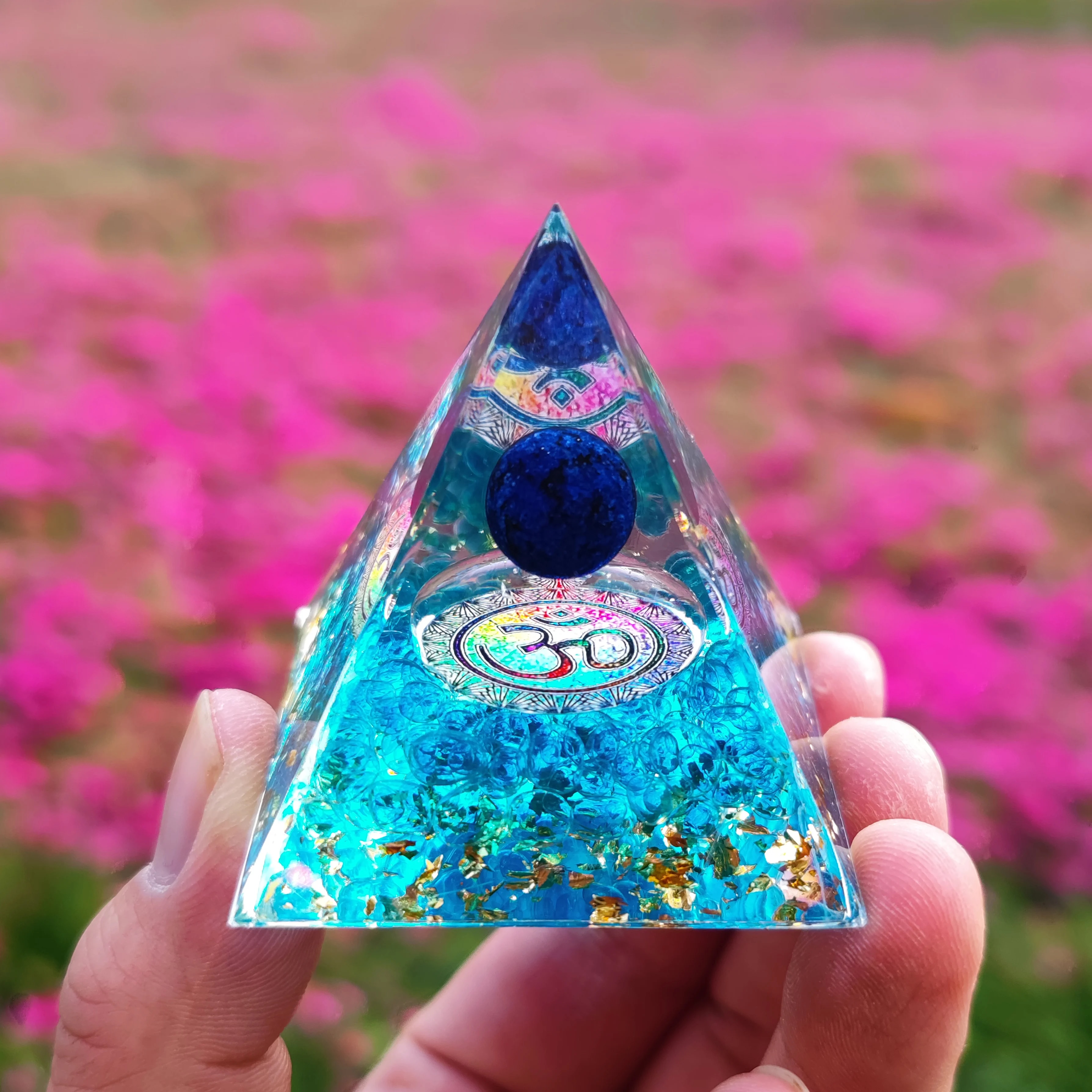 문진 북마크 스톤 테이블 피젯  Orgonite 피라미드 크리스탈 천연석 Orgone 에너지 발생기 힐링 레이키 차크라 명상 장식품 공예 사무실... 