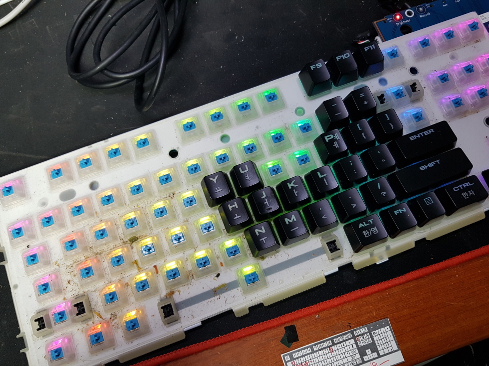 CORSAIR K68 RGB RGP0055 병행수입 직구 사설 고장 AS 커세어키보드수리 : 수정보통신