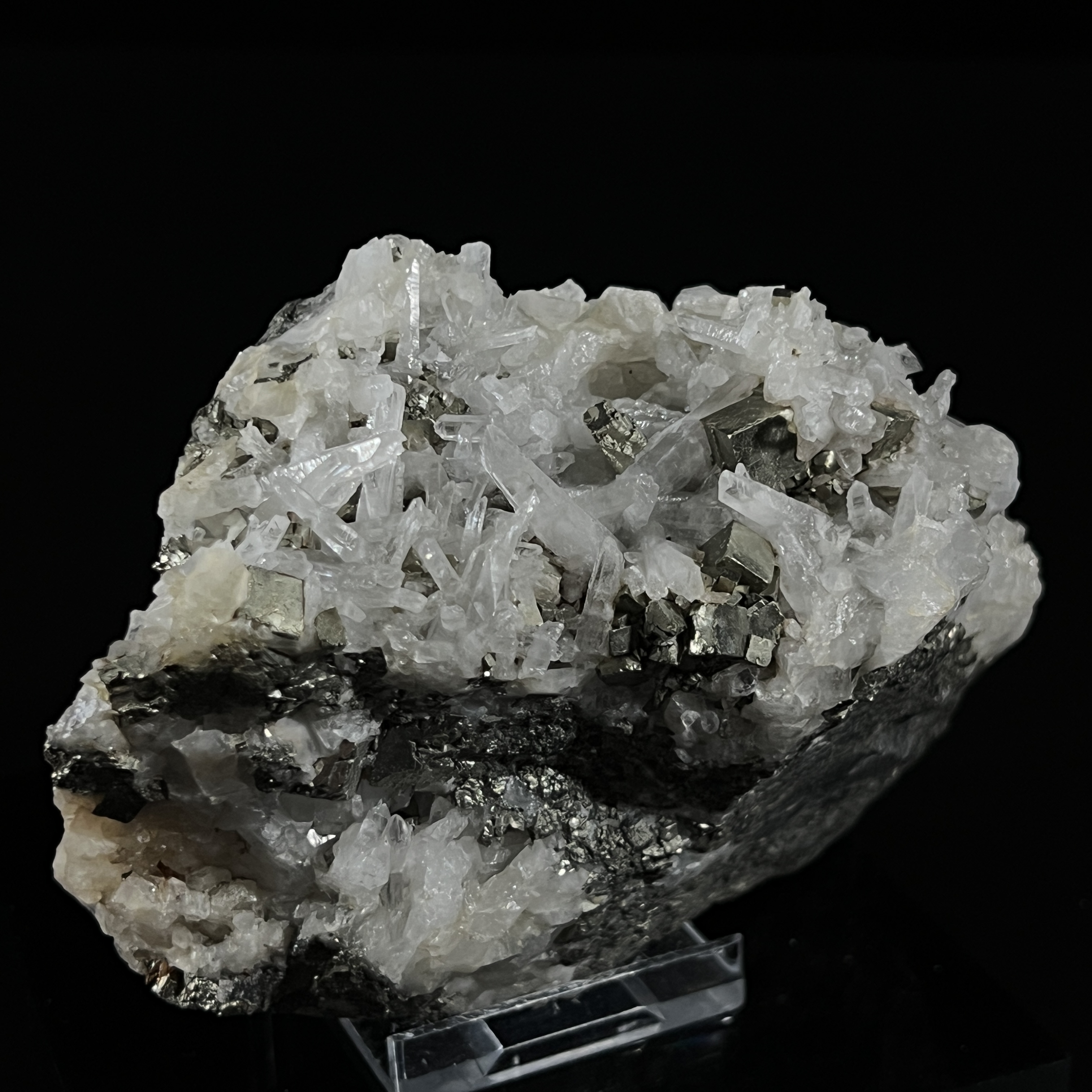 쿼츠 크리스탈 파이라이트 황철석 Quartz Pyrite 원석 광물 천연석 탄생석 원석표본 광물표본 미네랄 : 석보 코리아
